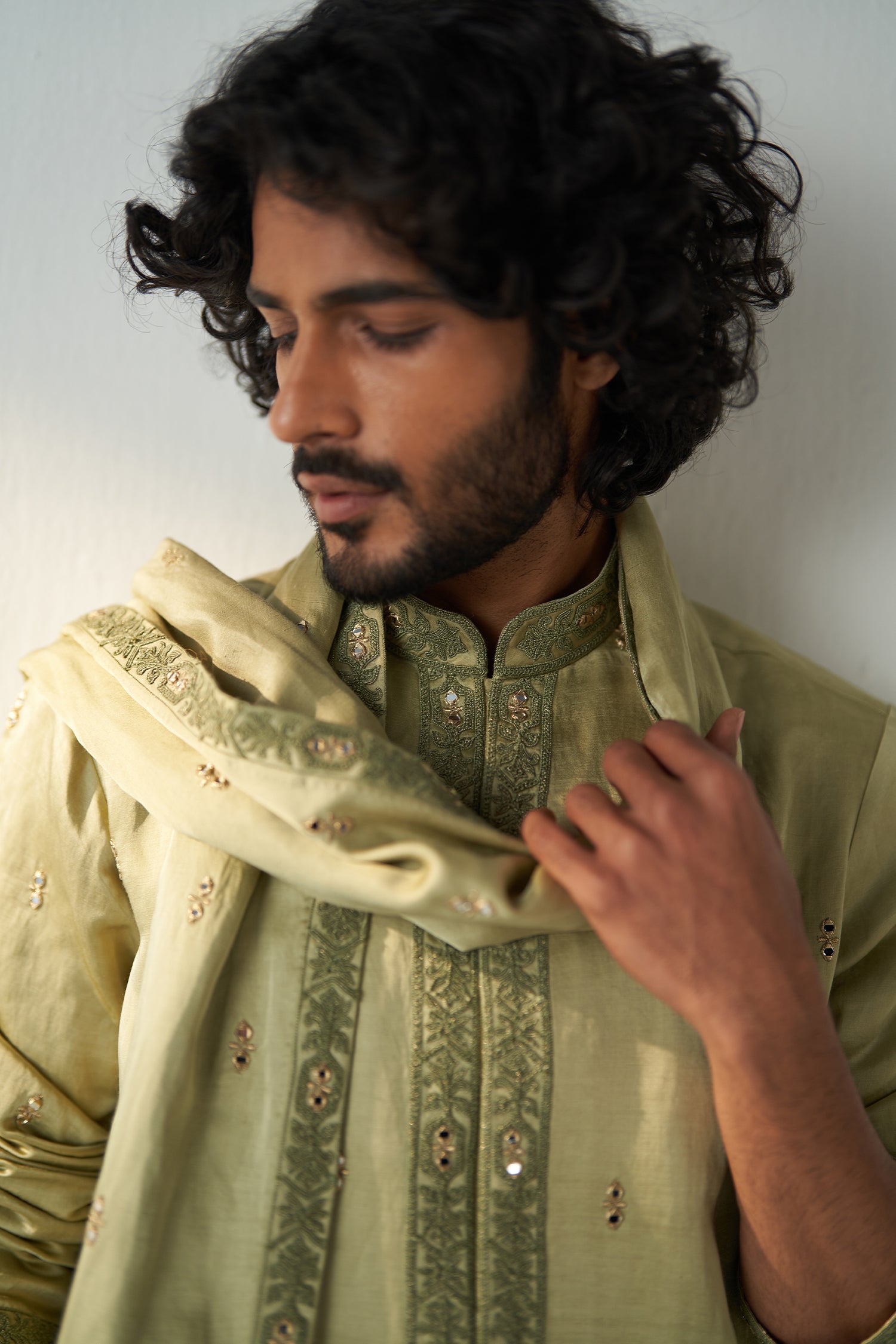 Nayaan Kurta Pant Stole Set
