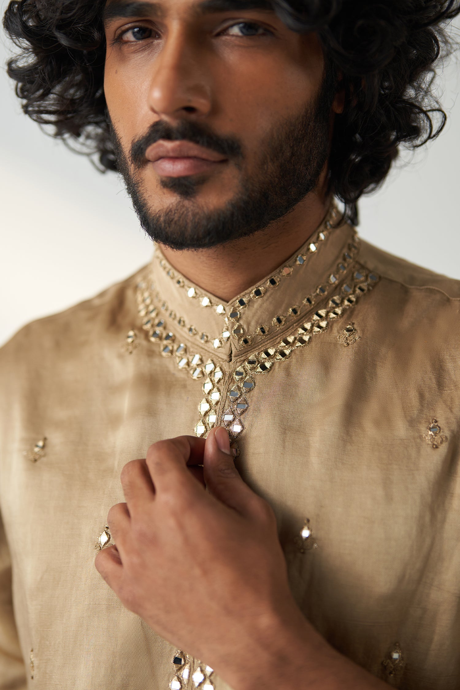 Vivaan Kurta Pant Stole Set