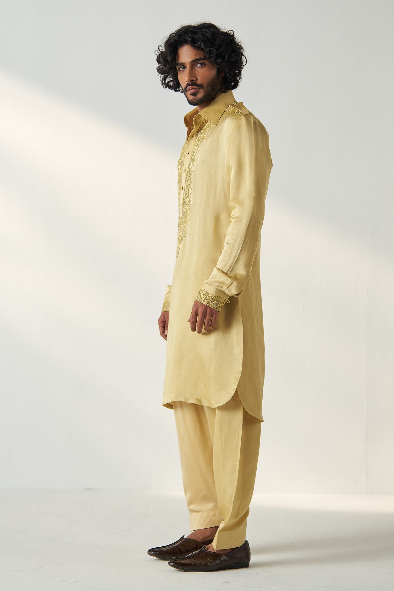 Deep Pathani Set