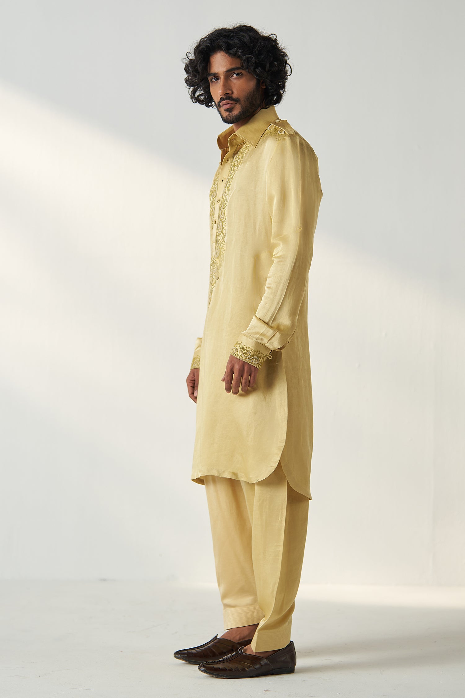 Deep Pathani Set