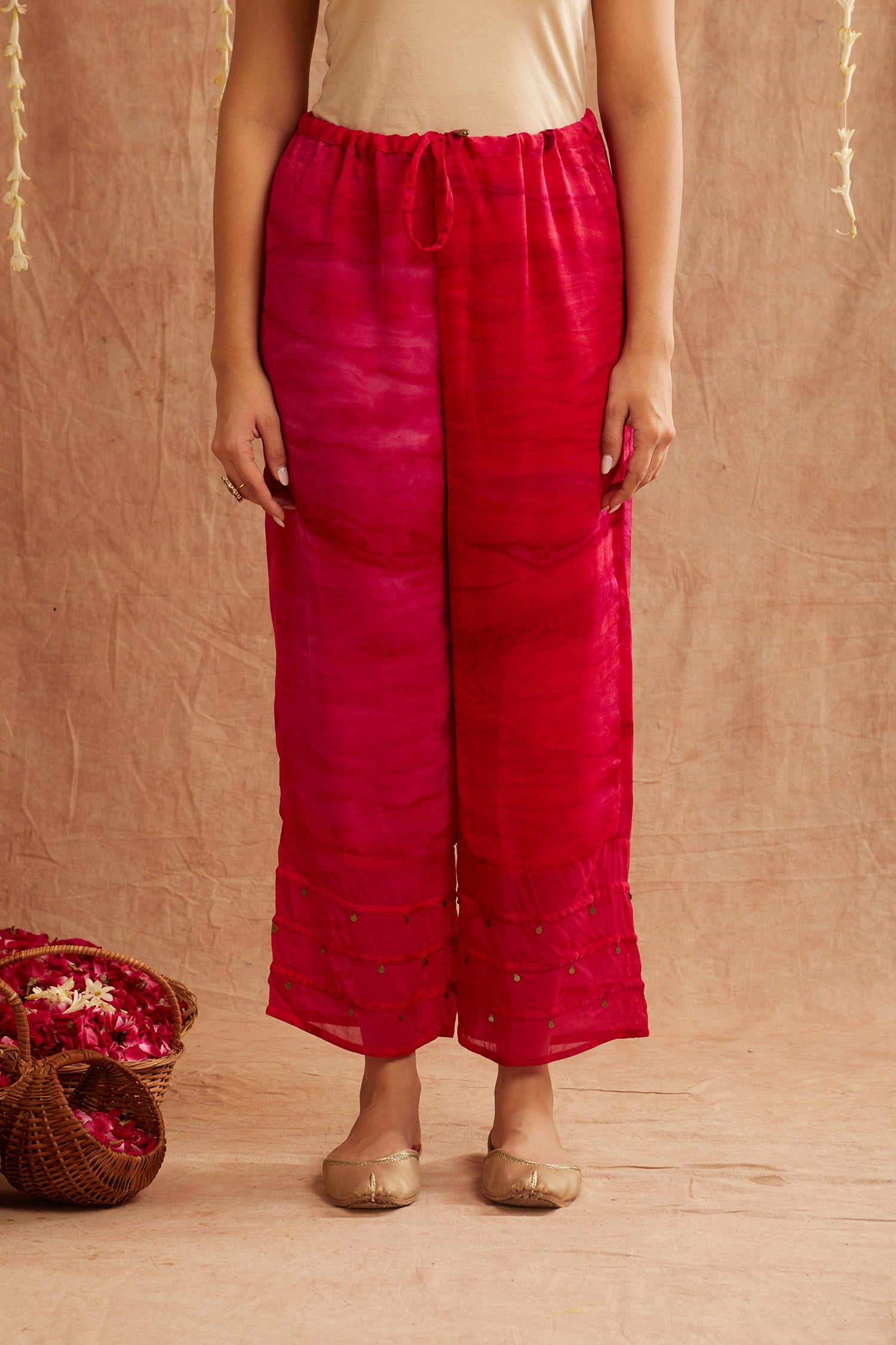 Gulmeher Kurta Set With Pant And Potli Bag - Set Of 3