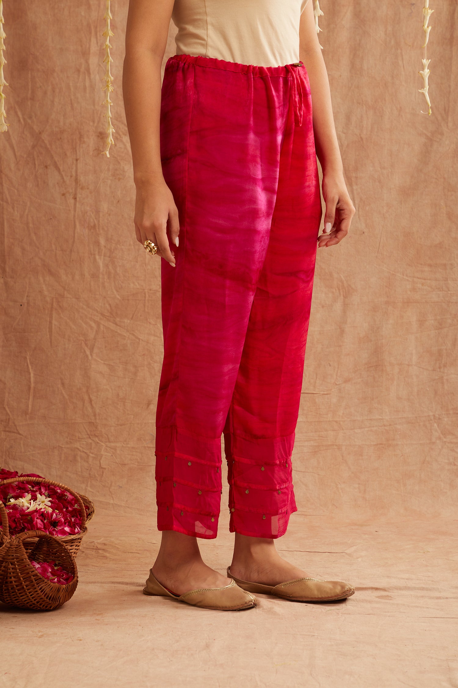 Gulmeher Kurta Set With Pant And Potli Bag - Set Of 3