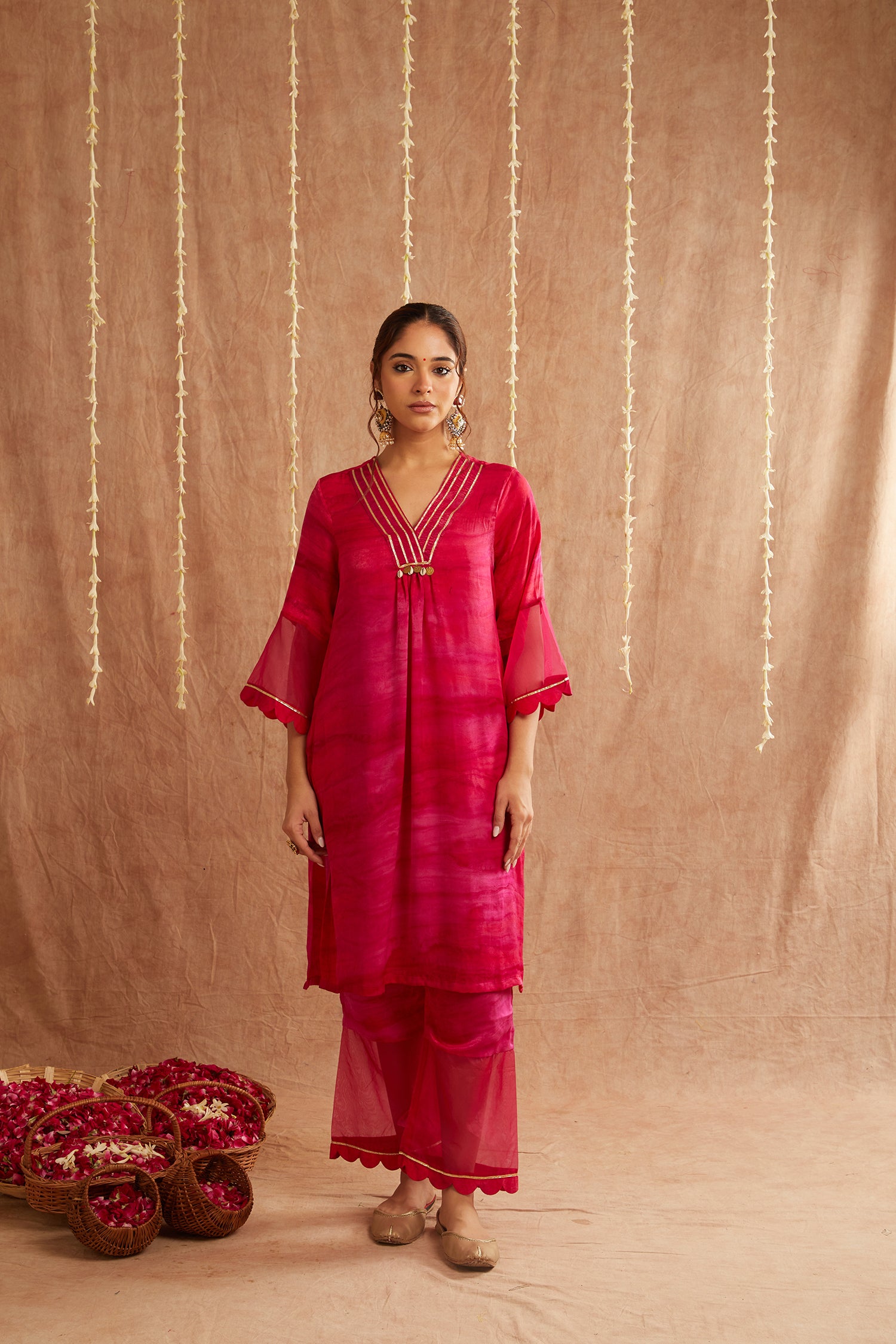 Gulbahar Kurta Set With Pant And Potli Bag - Set Of 3