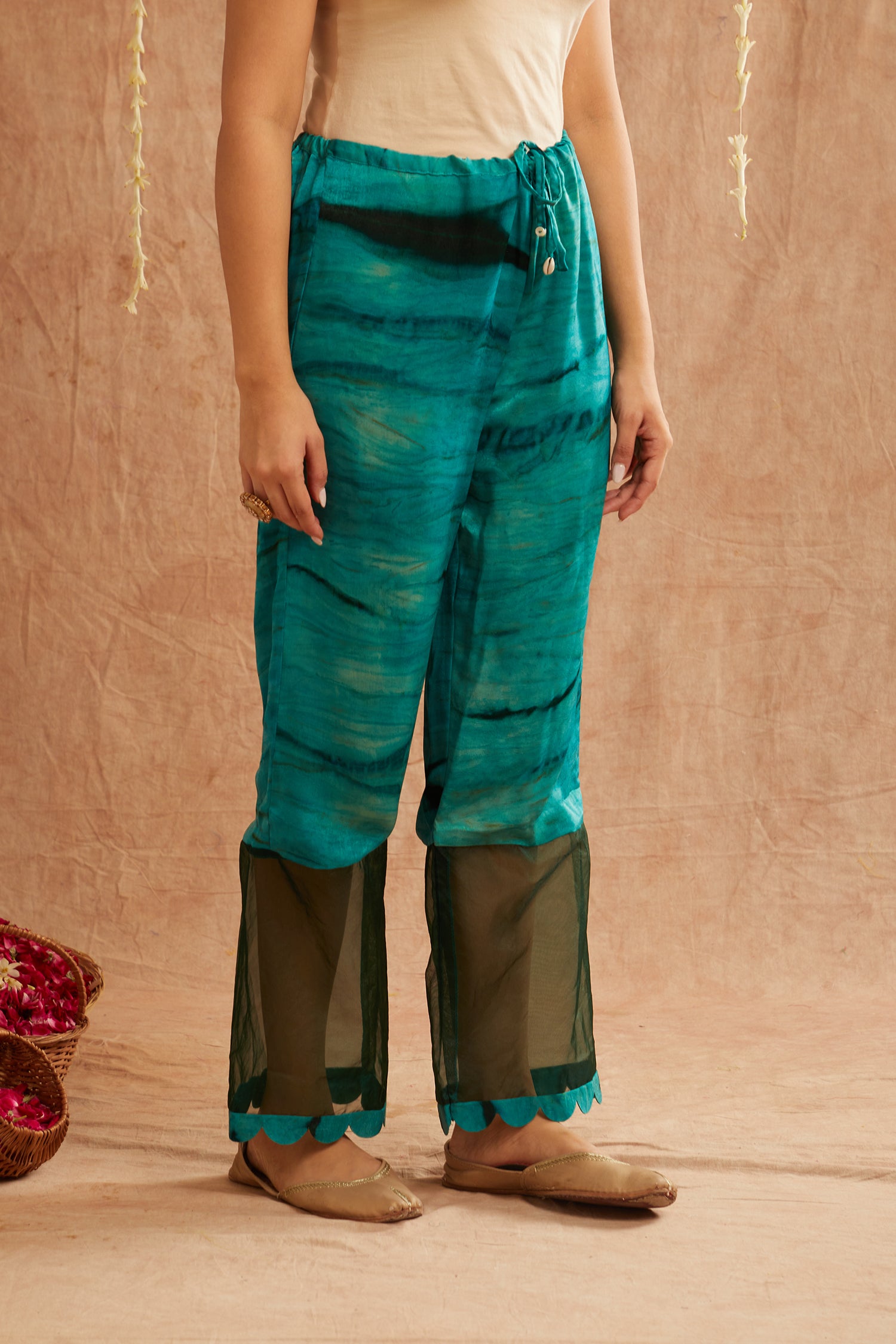 Jashn-E-Phirozi Suit Set With Pants And Potli Bag - Set Of 4