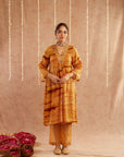 Sunehri Shab Kurta Set With Pants And Potli Bag - Set Of 3
