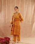 Sunehri Shab Kurta Set With Pants And Potli Bag - Set Of 3