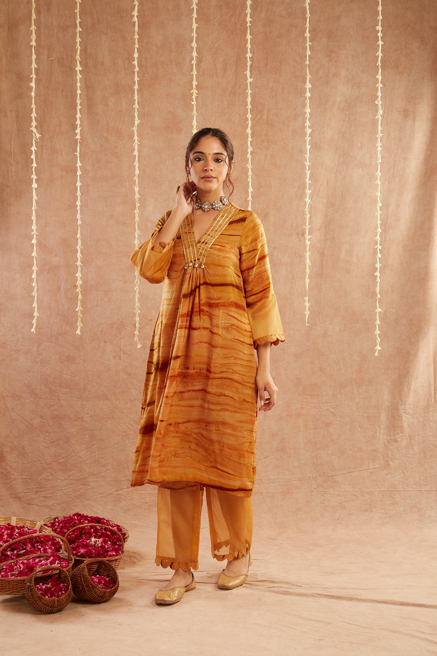 Sunehri Shab Suit Set With Pants And Potli Bag - Set Of 4