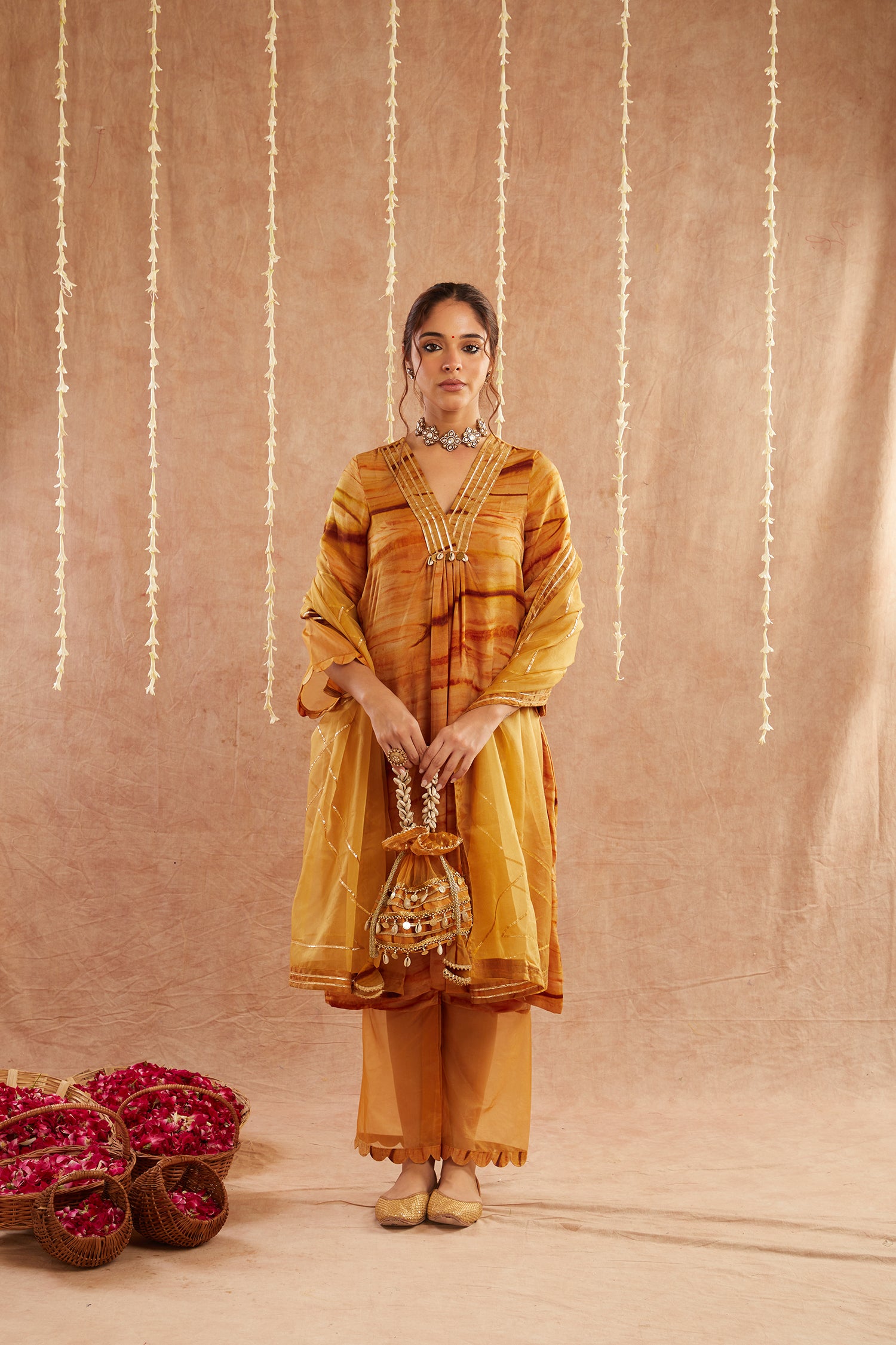 Sunehri Shab Suit Set With Pants And Potli Bag - Set Of 4