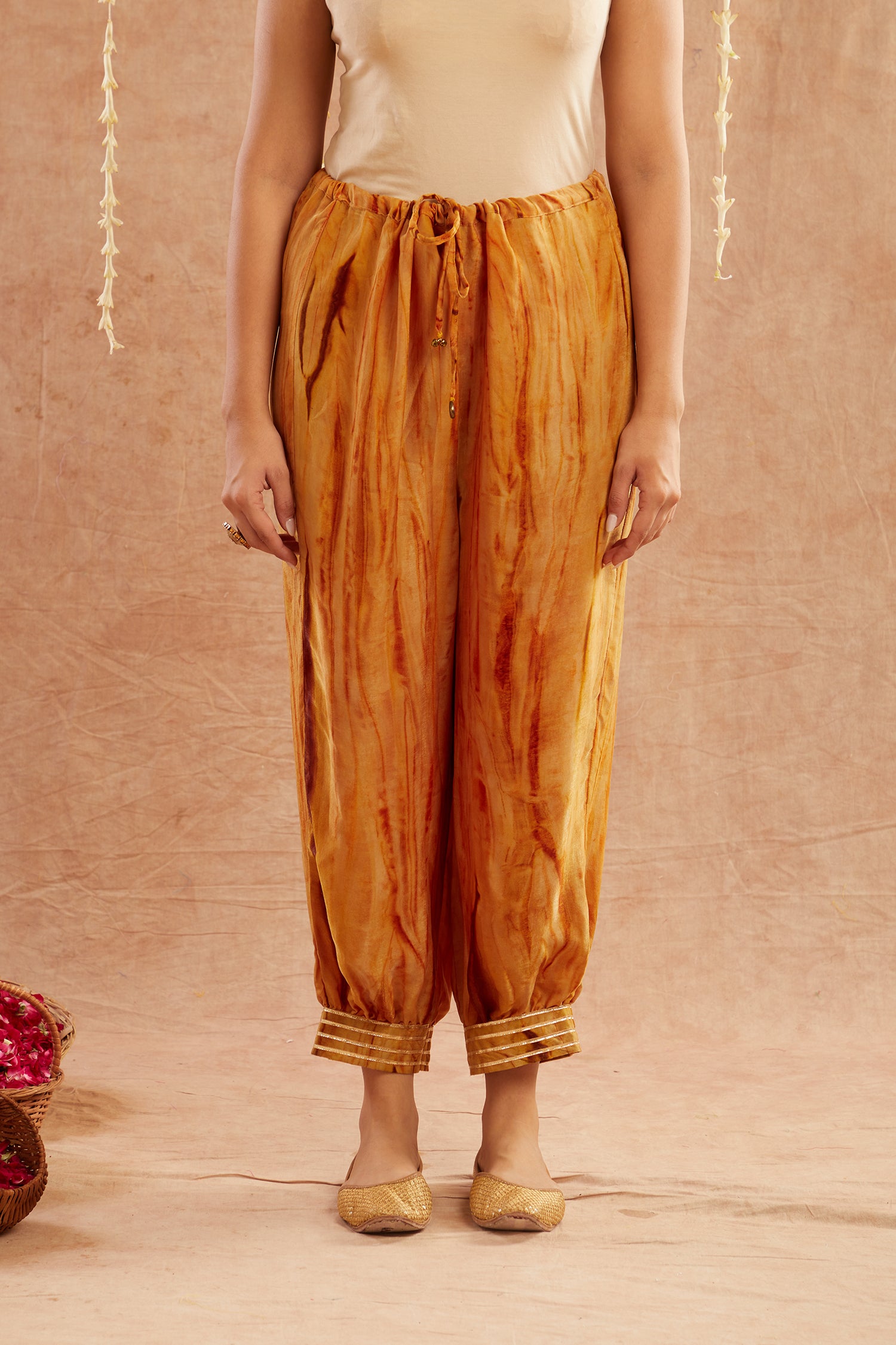 Kesar Noor Suit Set With Dhoti Pants And Potli Bag - Set Of 4