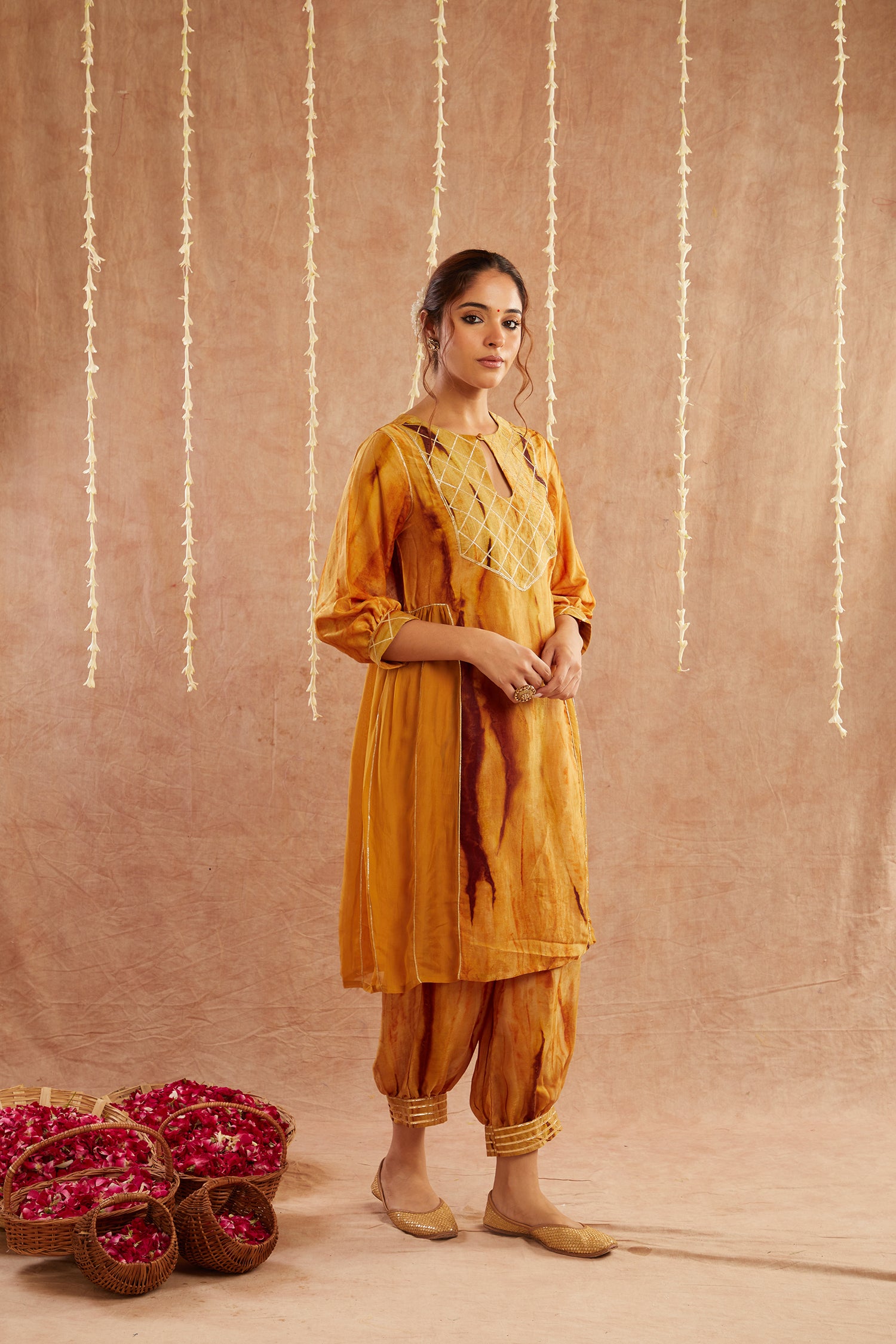 Kesar Noor Suit Set With Dhoti Pants And Potli Bag - Set Of 4