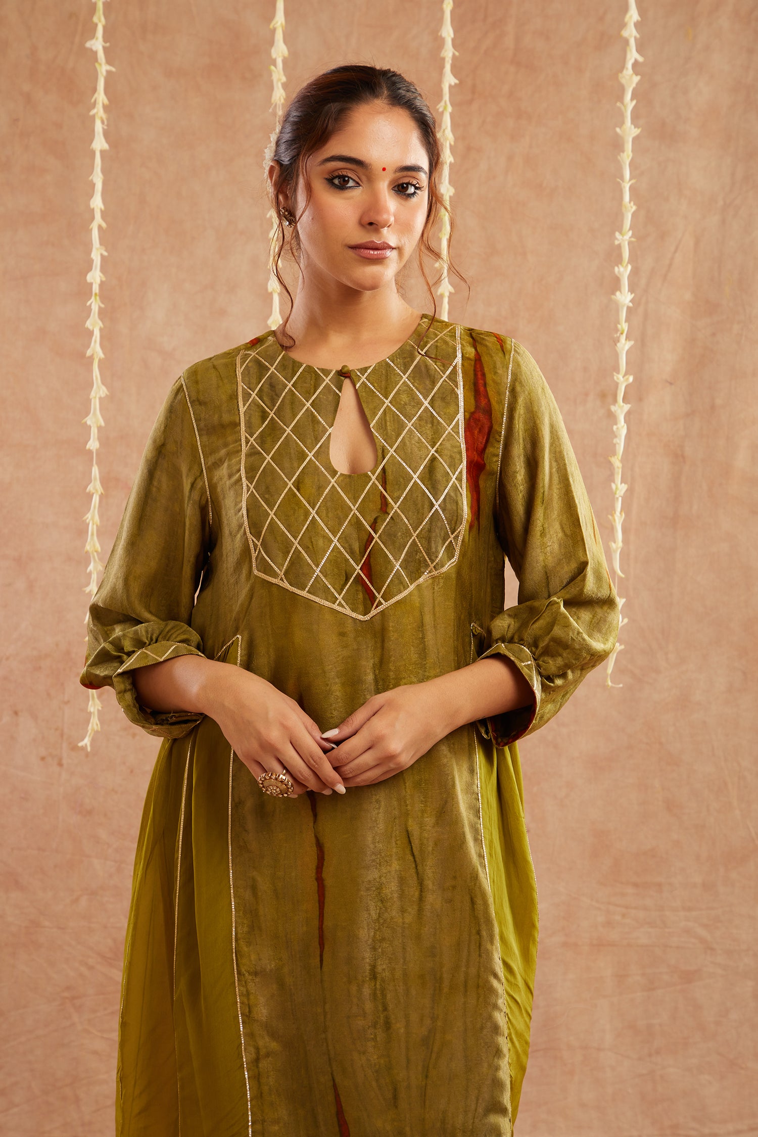 Mehendi Mehboob Kurta Set With Dhoti Pants And Potli Bag - Set Of 3