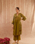 Mehendi Mahtab Kurta Set With Pants And Potli Bag - Set Of 3