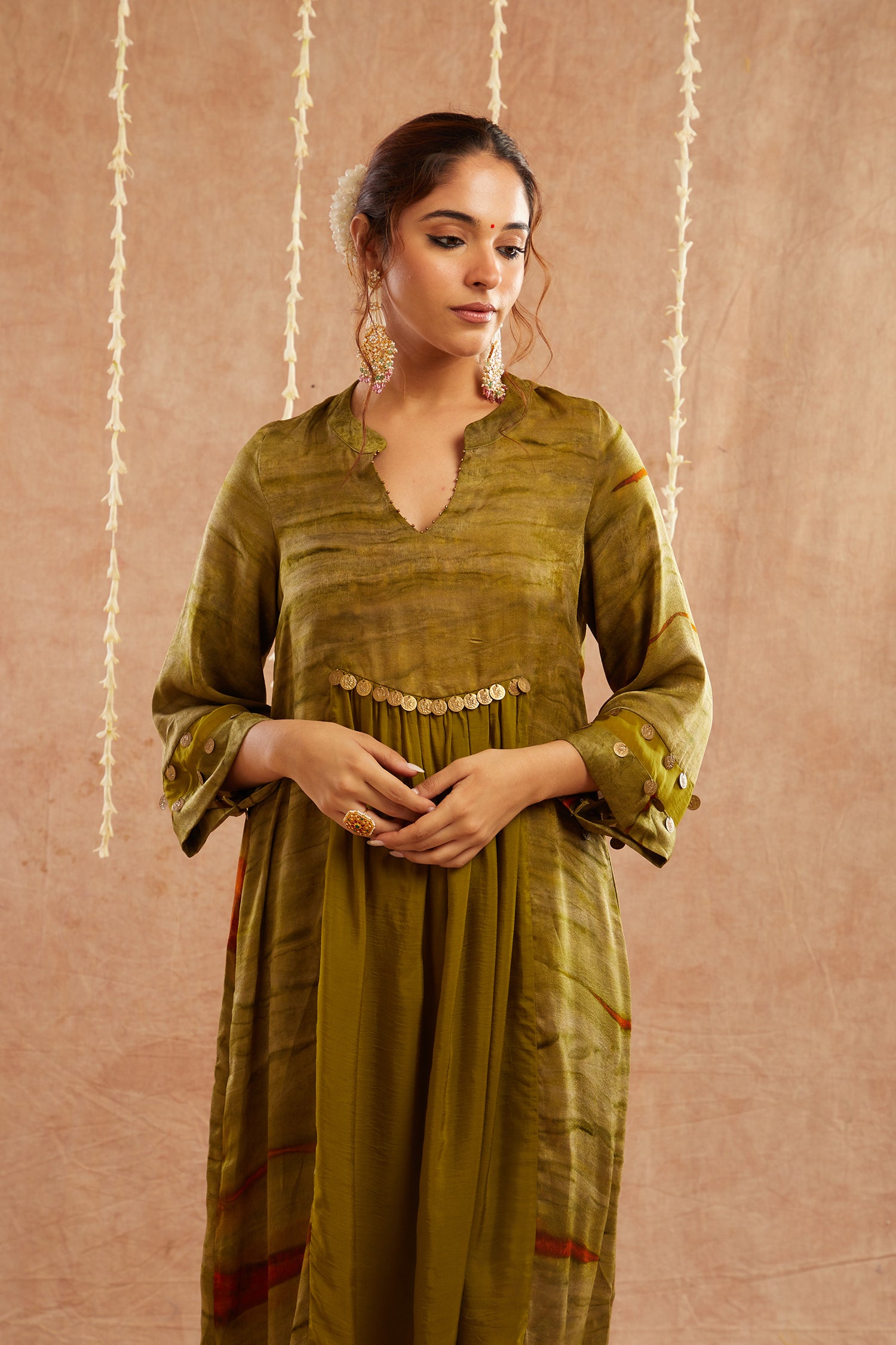 Mehendi Mahtab Kurta Set With Pants And Potli Bag - Set Of 3