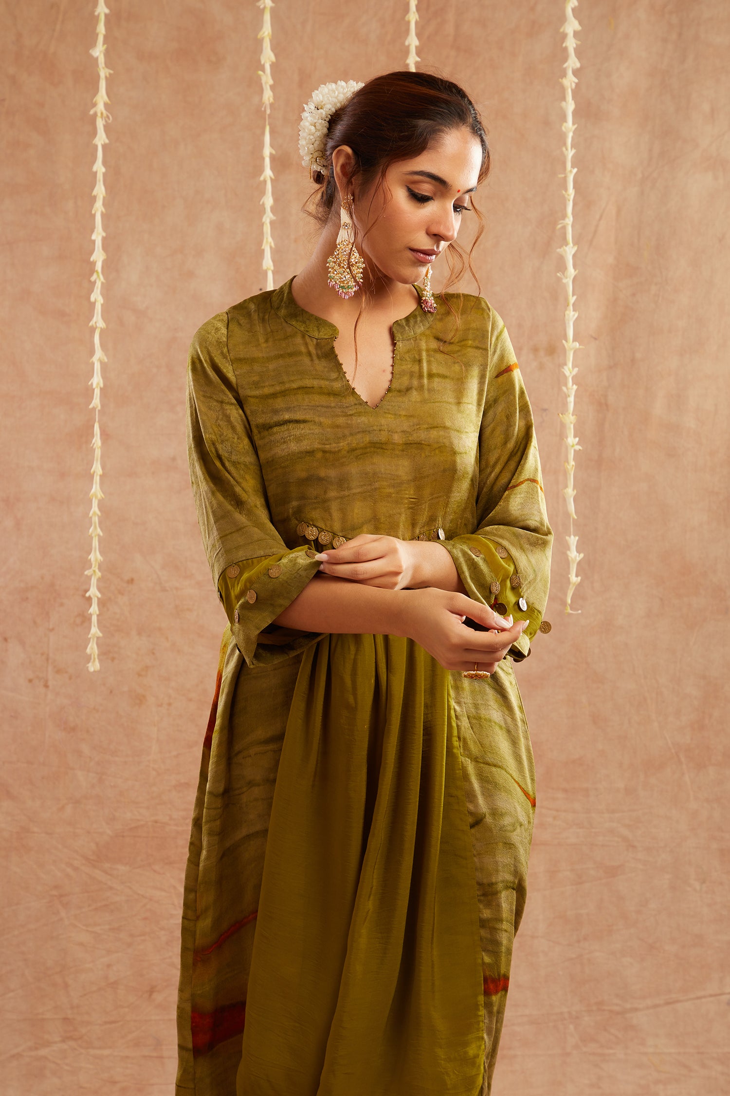 Mehendi Mahtab Kurta Set With Pants And Potli Bag - Set Of 3