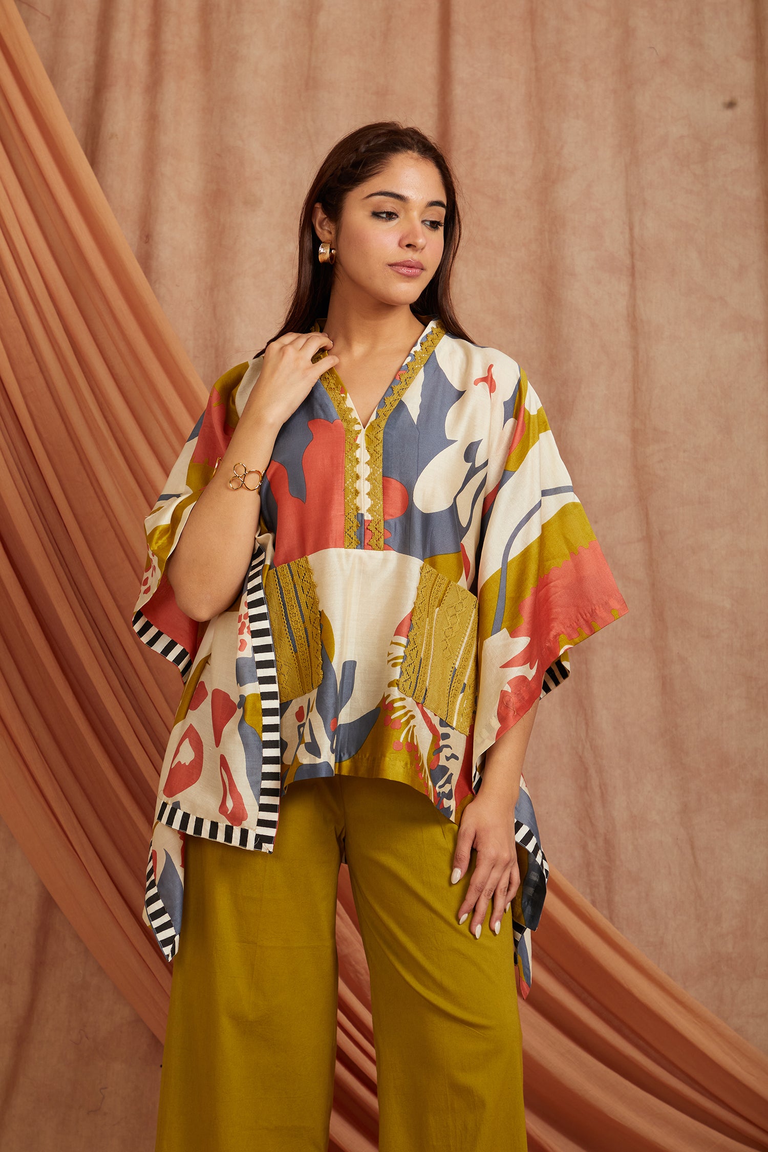 Women Short Kurta Set - Olive green