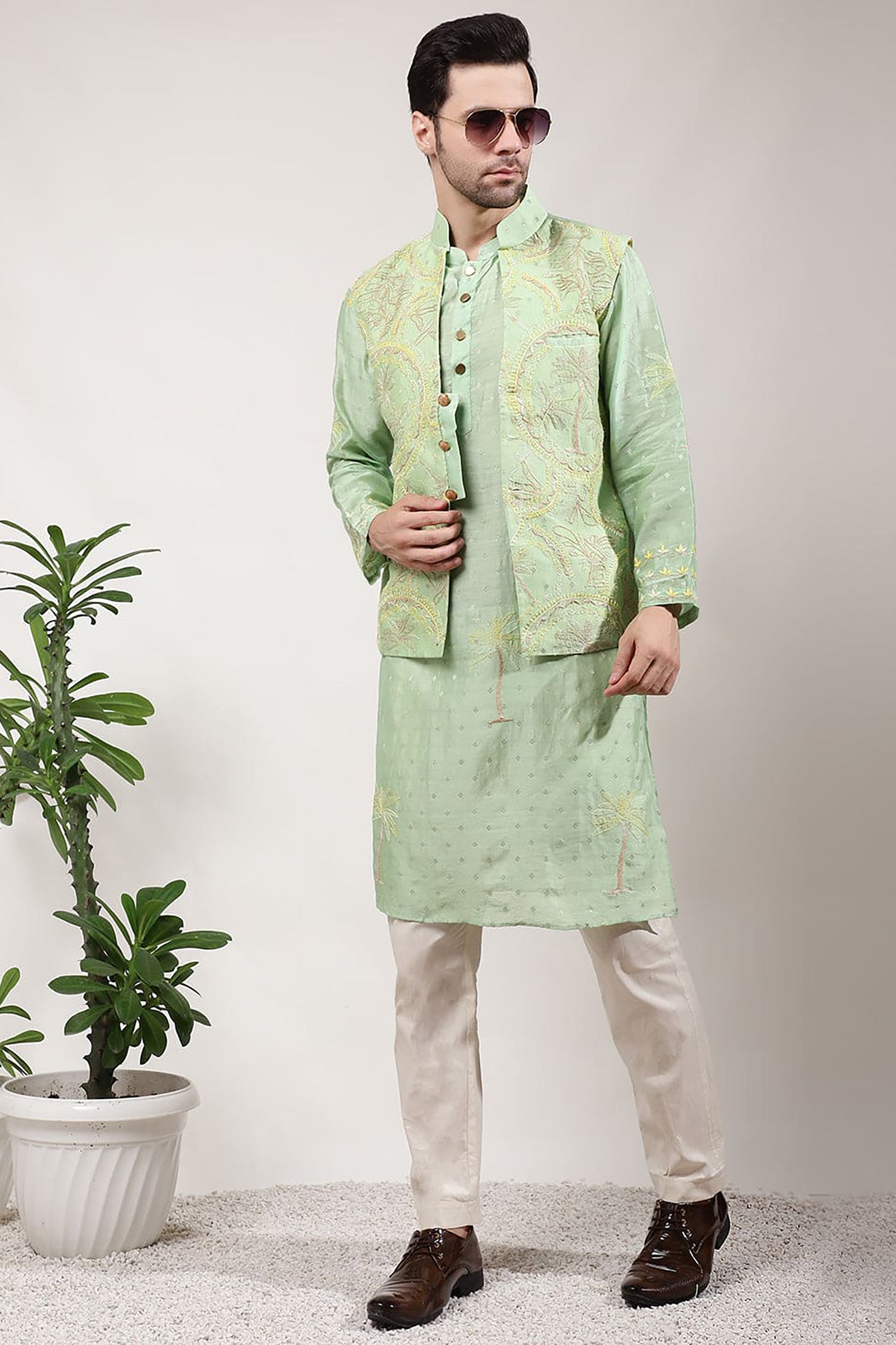 ChikanKari Silk Kurta Set - Green