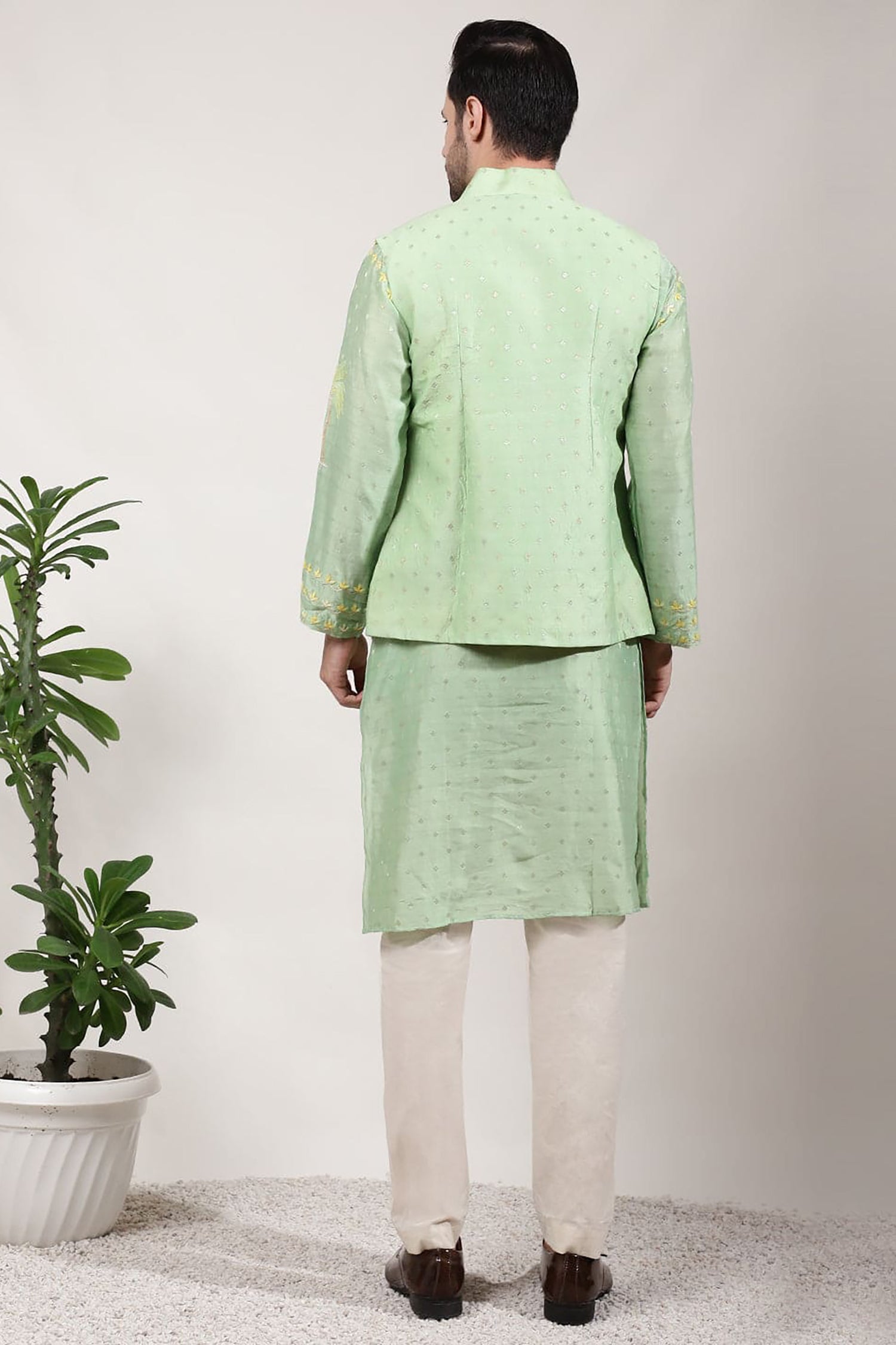 ChikanKari Silk Kurta Set - Green