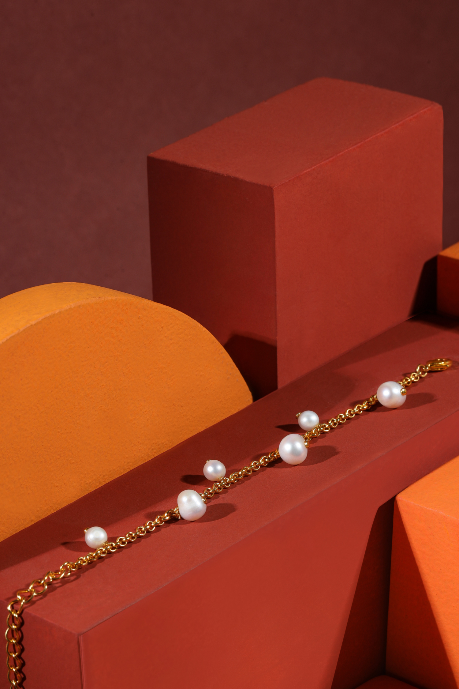 Alternate Pearl Bracelet