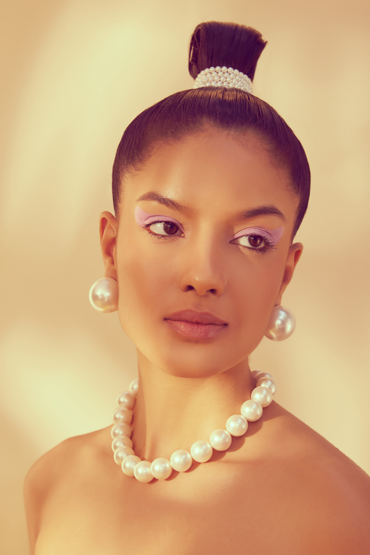 Emily Necklace- White