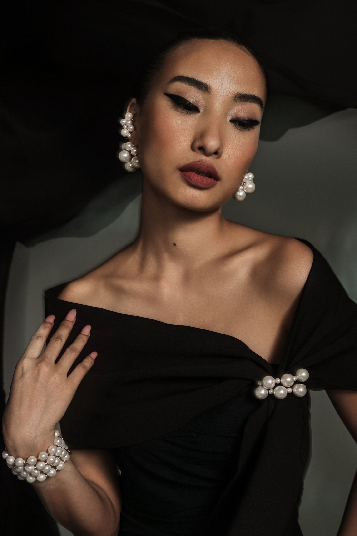 Empress Pallu Holder - Anaash X Ekaya