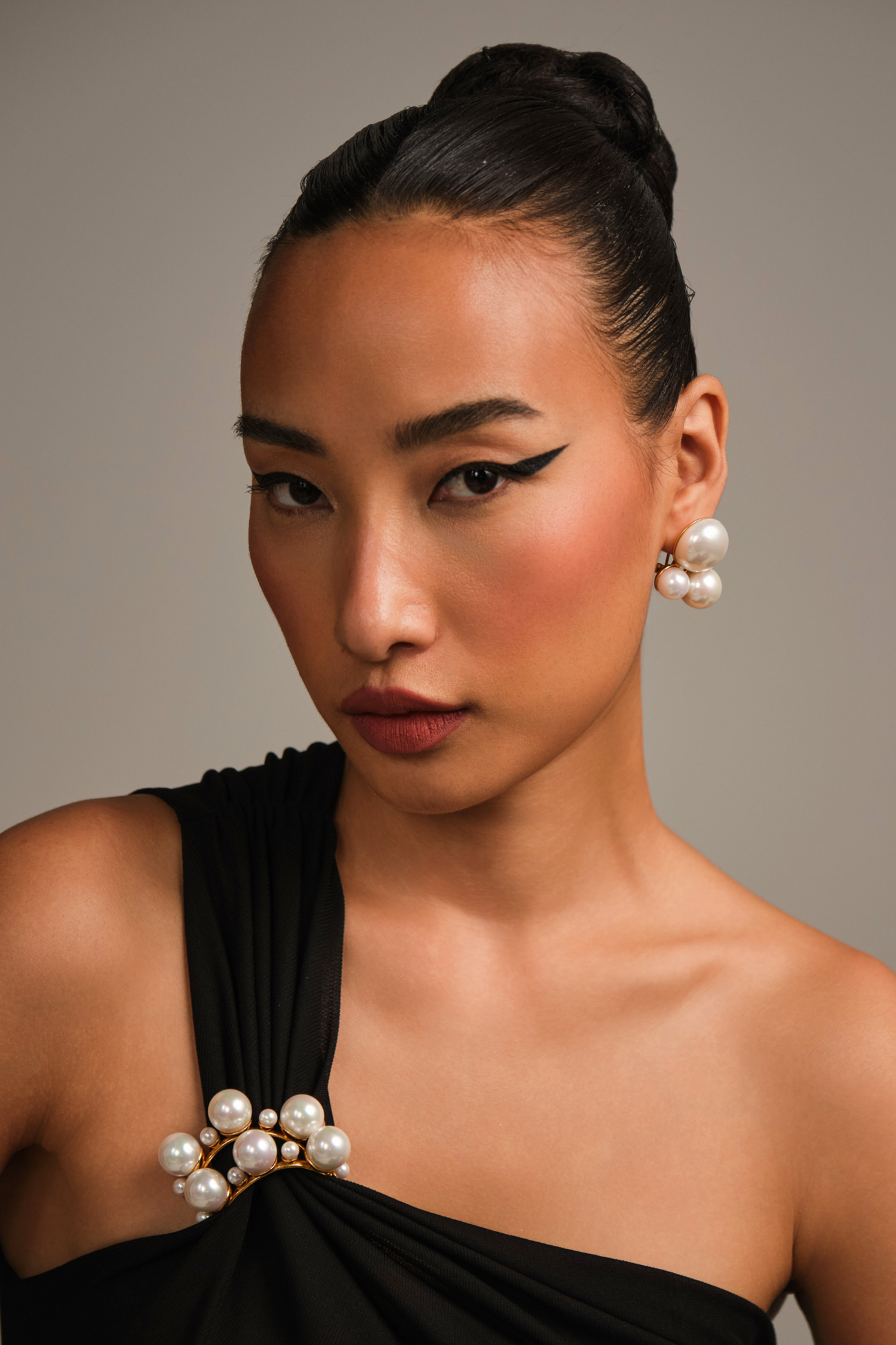 Empress Pallu Holder - Anaash X Ekaya