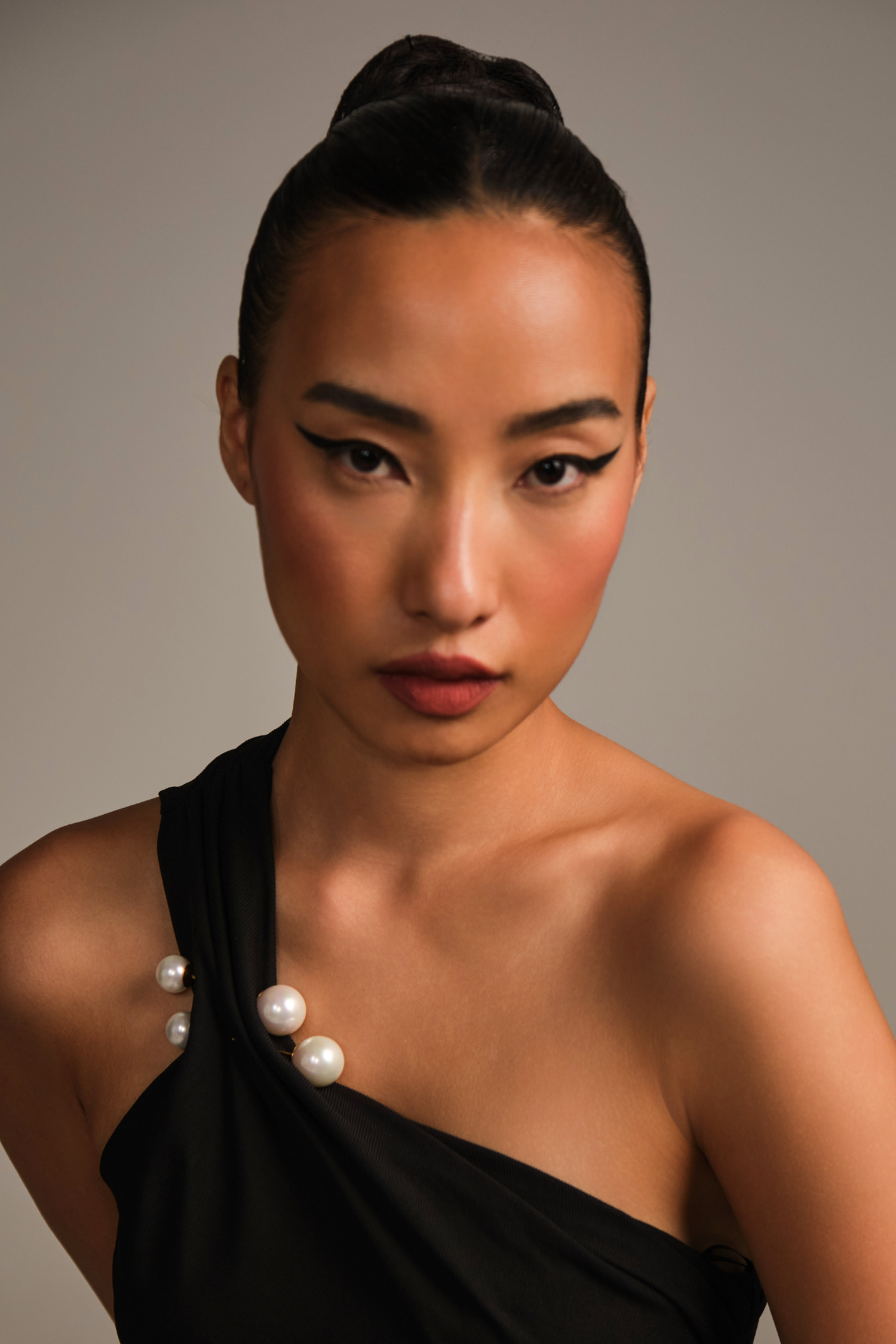 The Raya Pin - Anaash X Ekaya