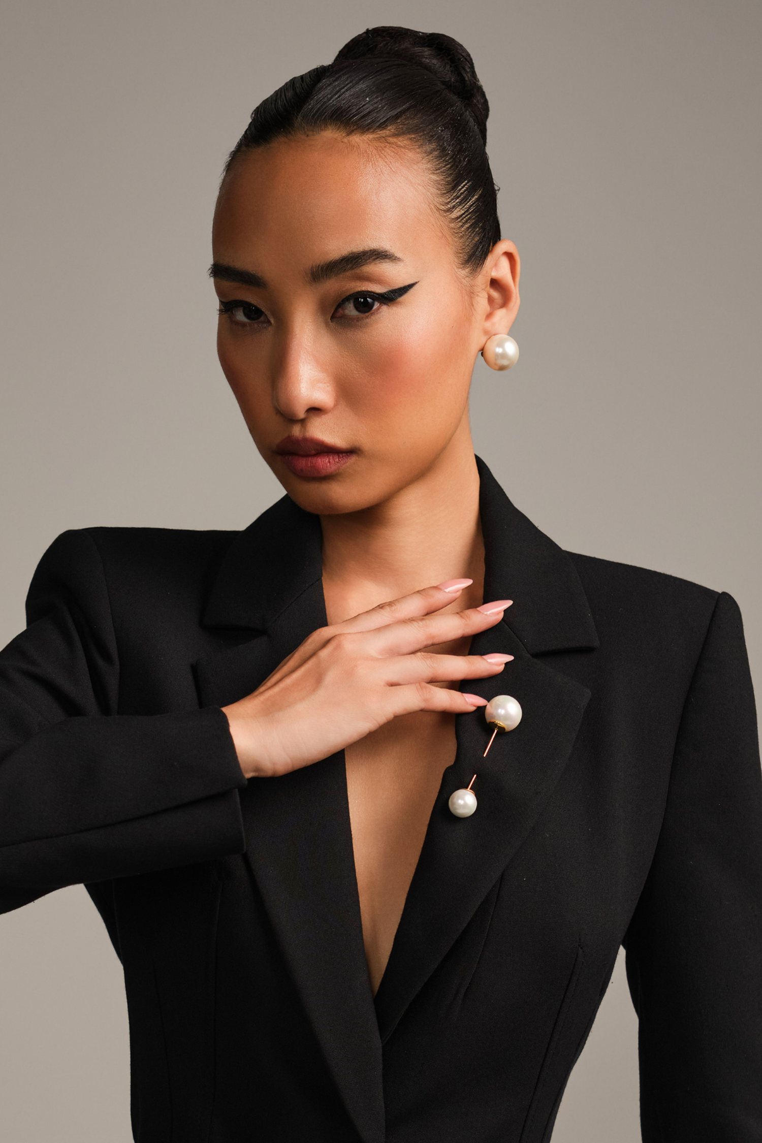 The Raya Pin - Anaash X Ekaya