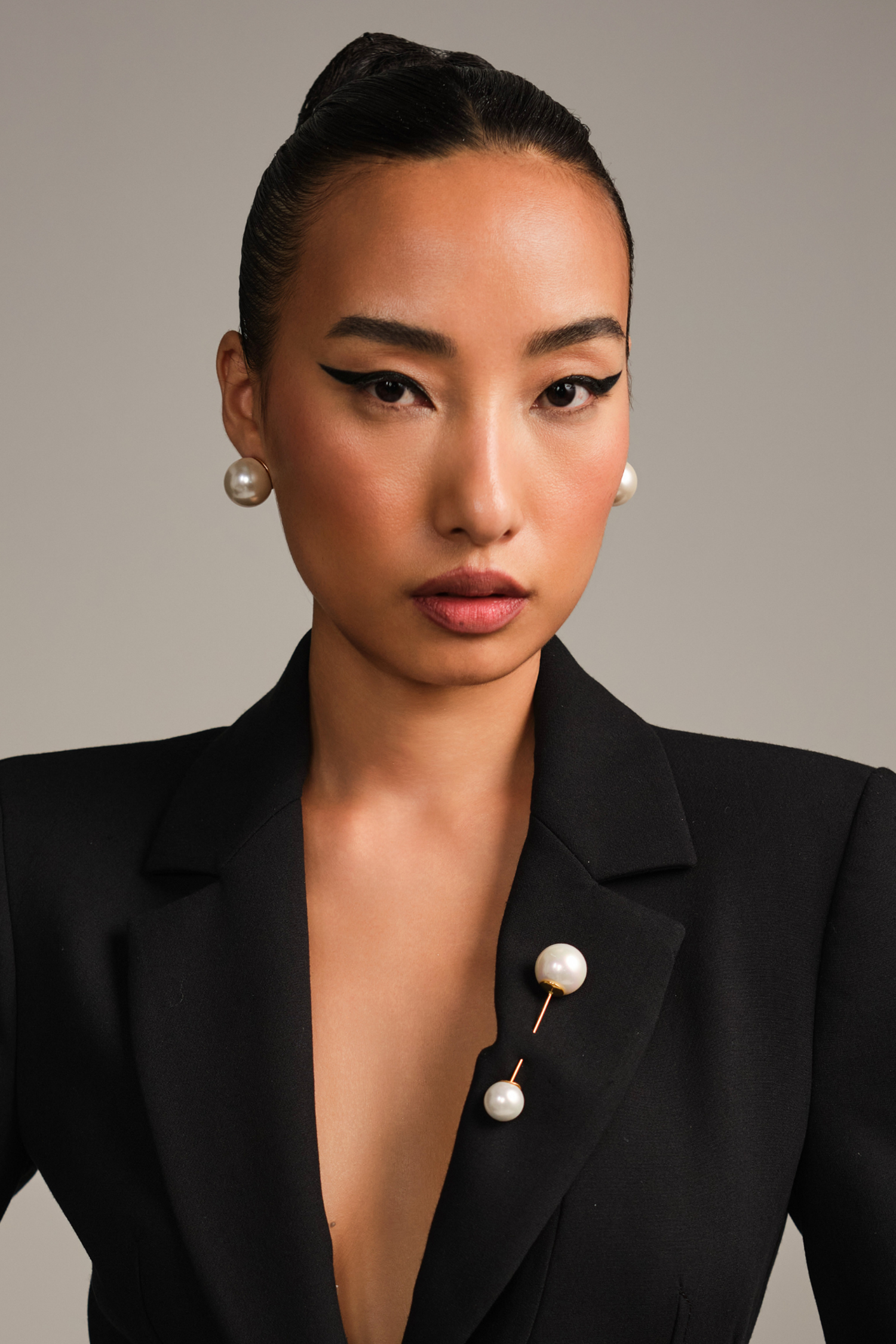 The Raya Pin - Anaash X Ekaya