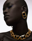Dramatic Can Studs