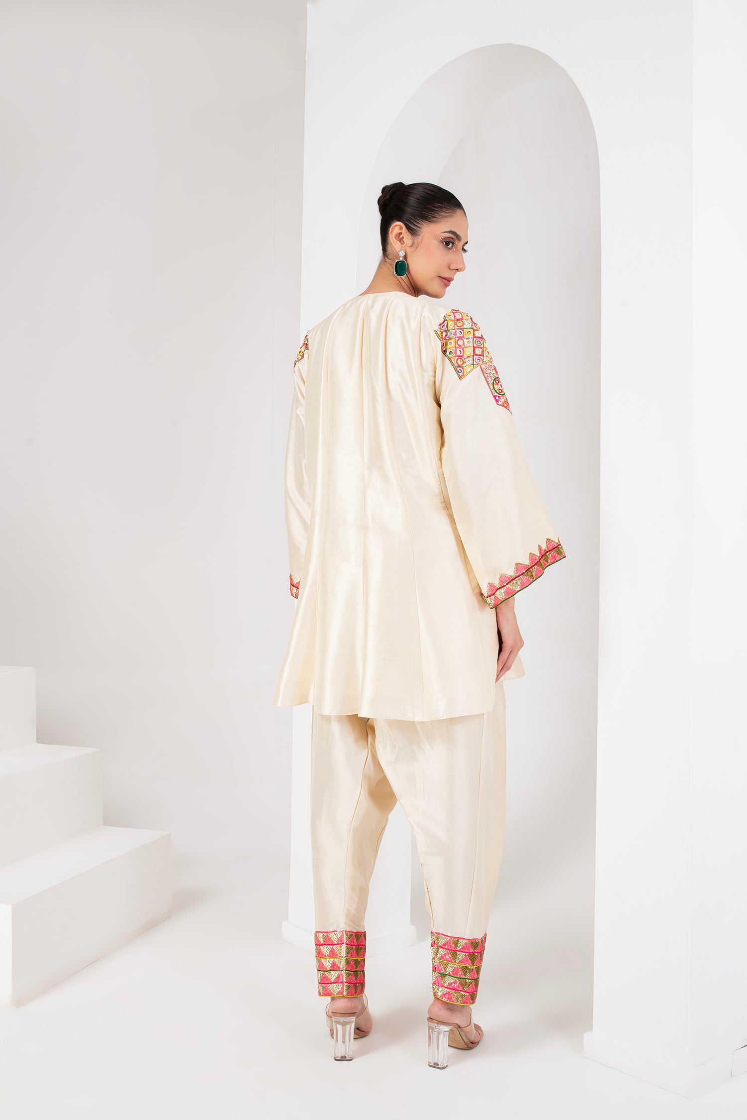 Ivory embellished short shirt & Pakistani salwar