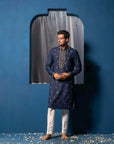 Ayina Kurta