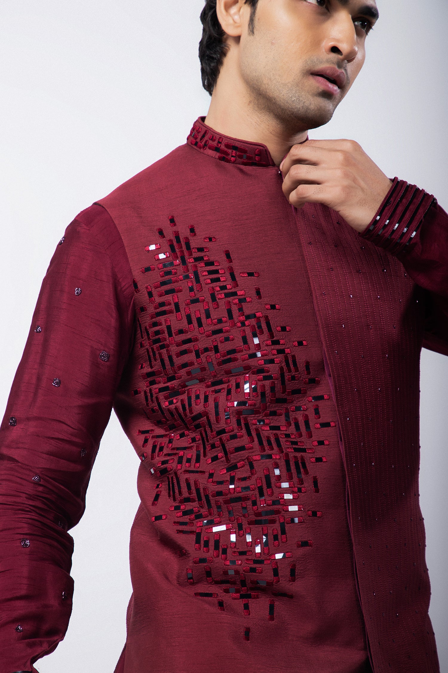 Lykos Nehru and Aias Kurta Set