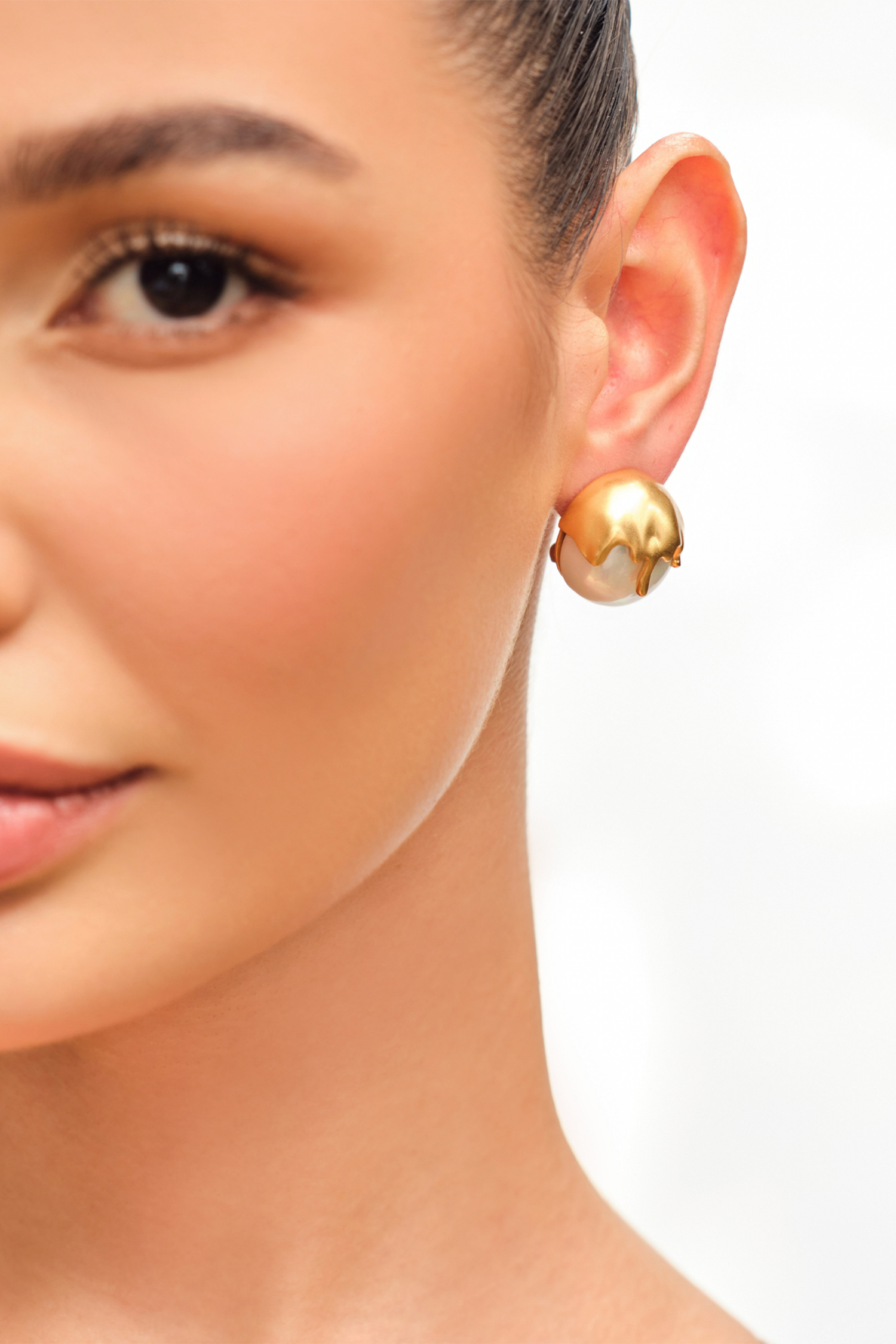 Dune Studs - Golden
