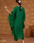 Green Embroidered Kurta Set In Silk