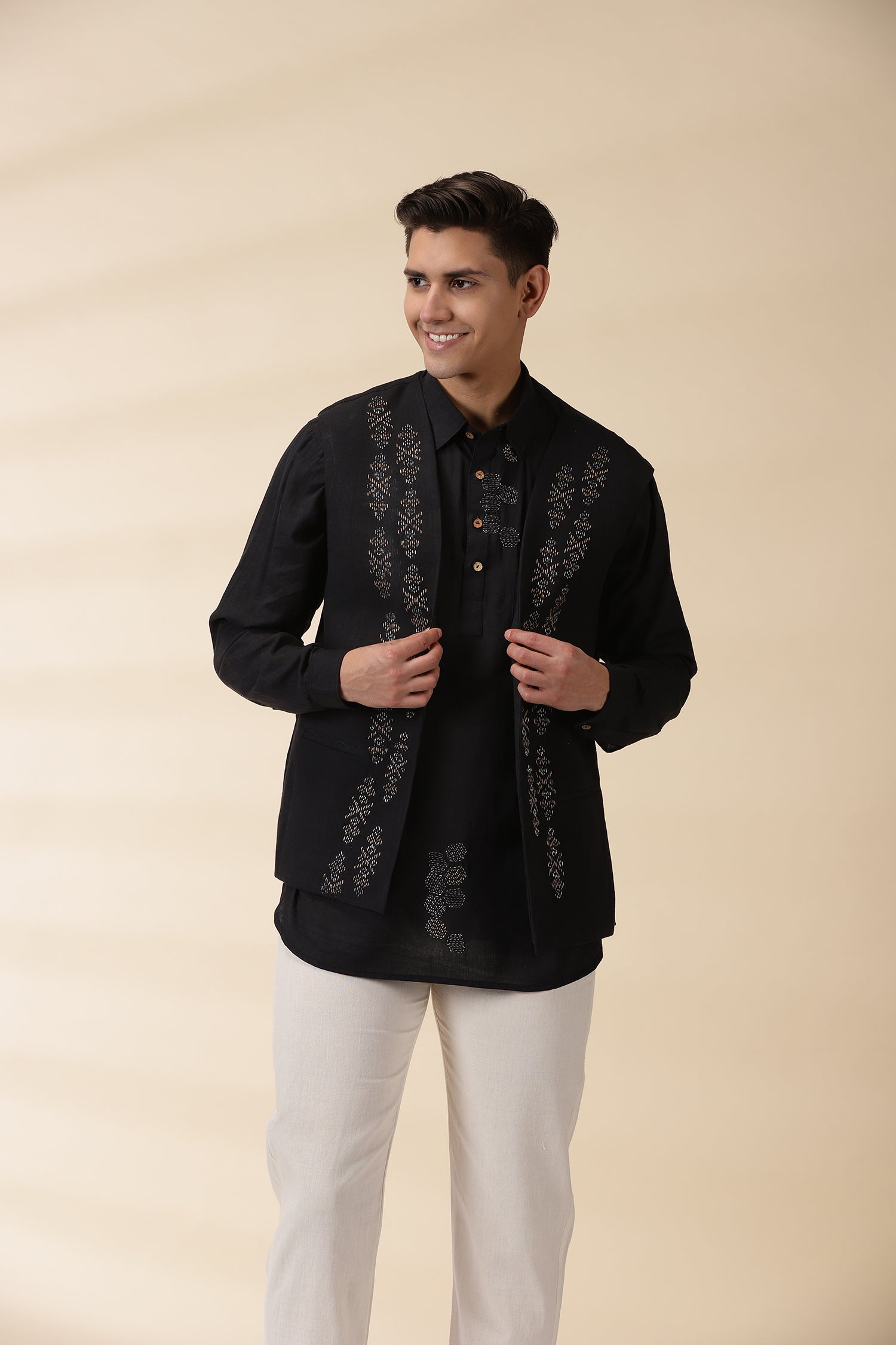 Short Kurta & Sadri Set - Black