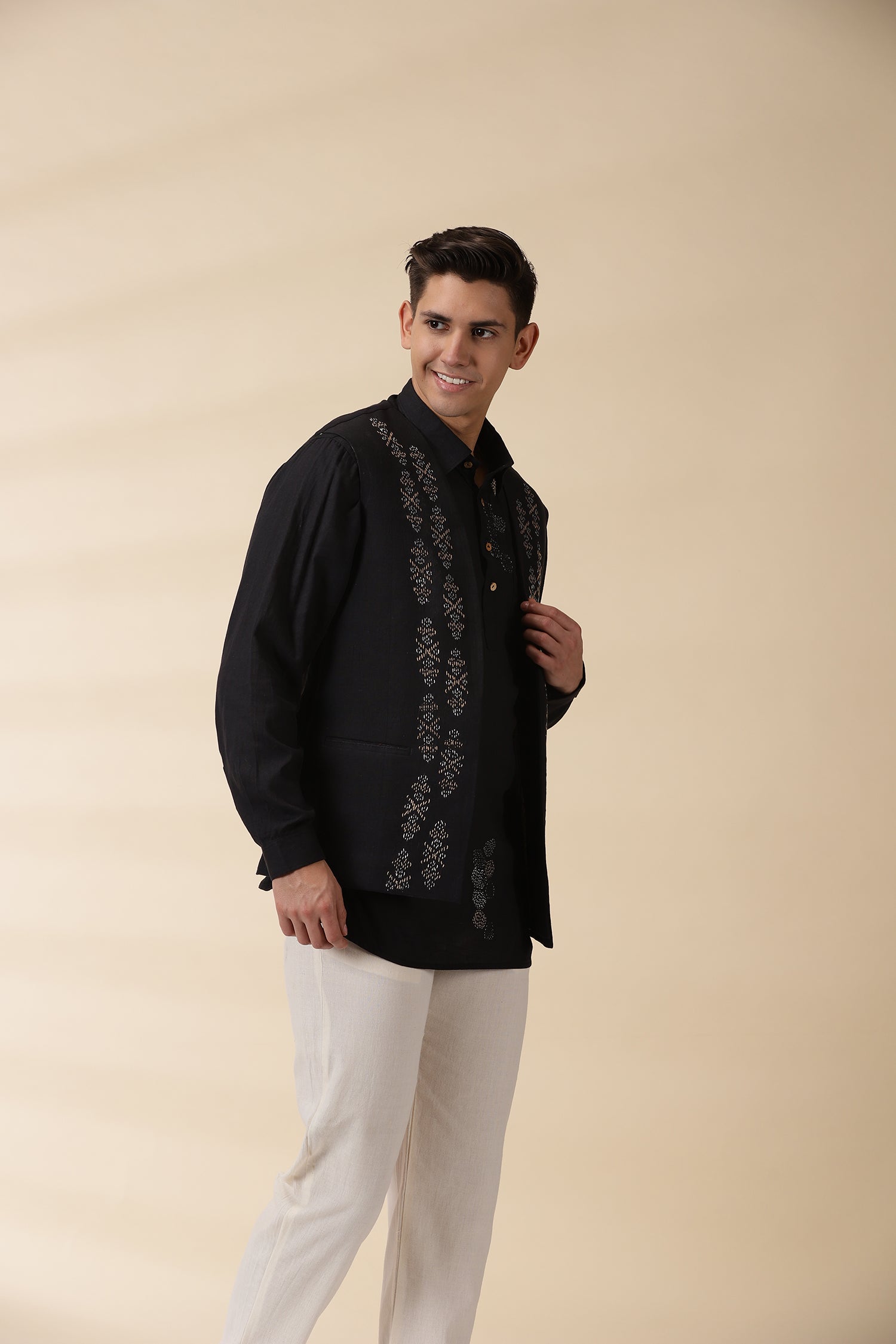 Short Kurta & Sadri Set - Black