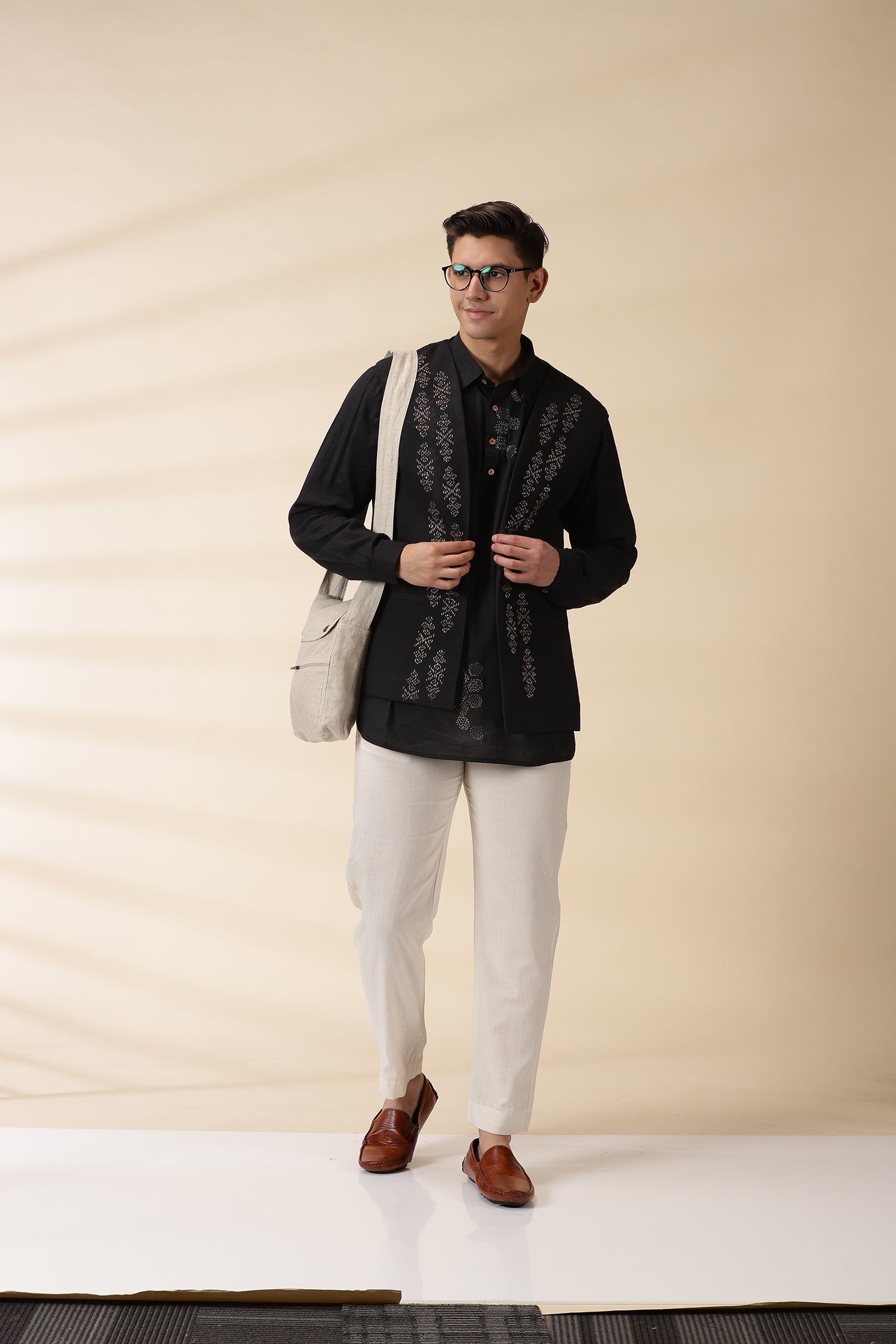 Short Kurta & Sadri Set - Black