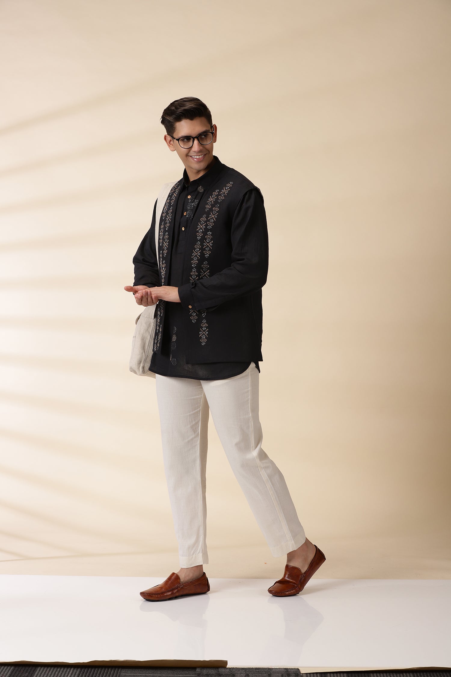 Short Kurta & Sadri Set - Black