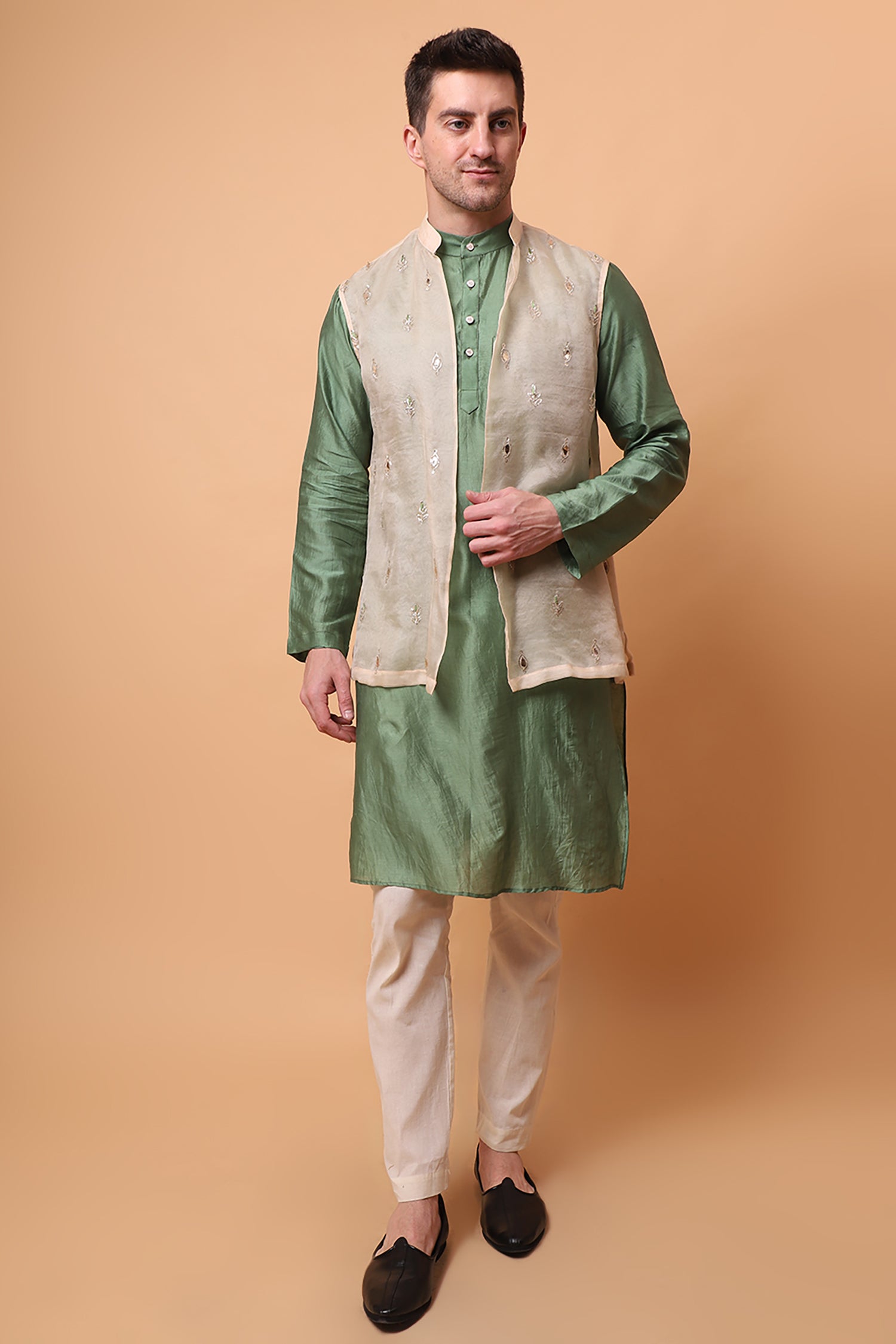 Muqaish Work Men Kurta Set - Green