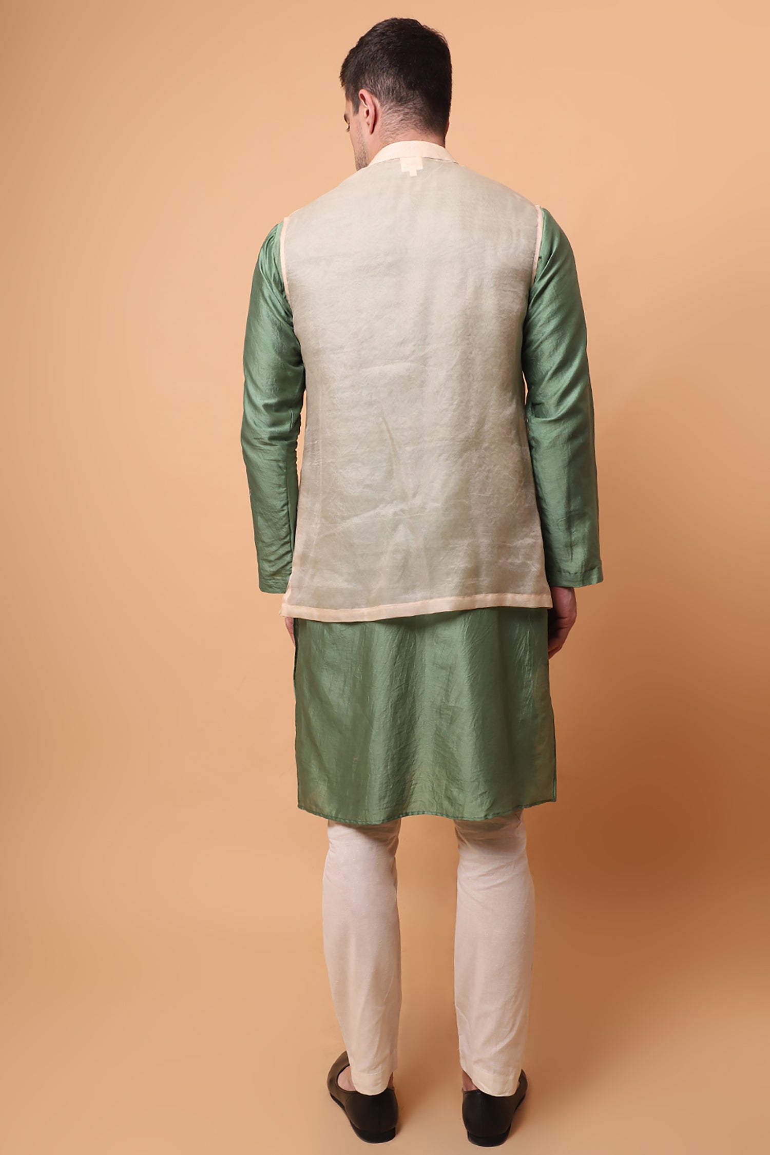 Muqaish Work Men Kurta Set - Green