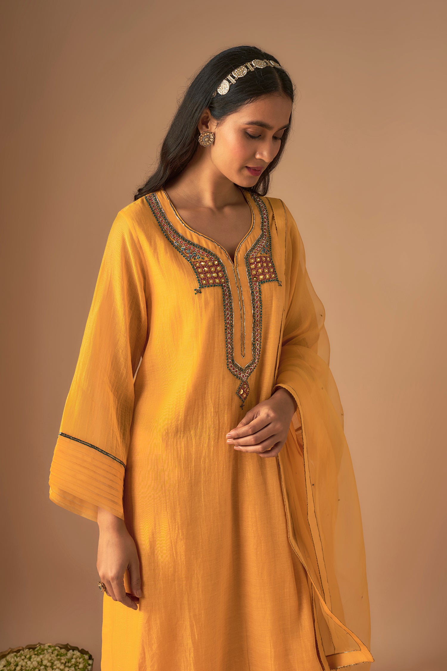 Jhilmil Kurta Set