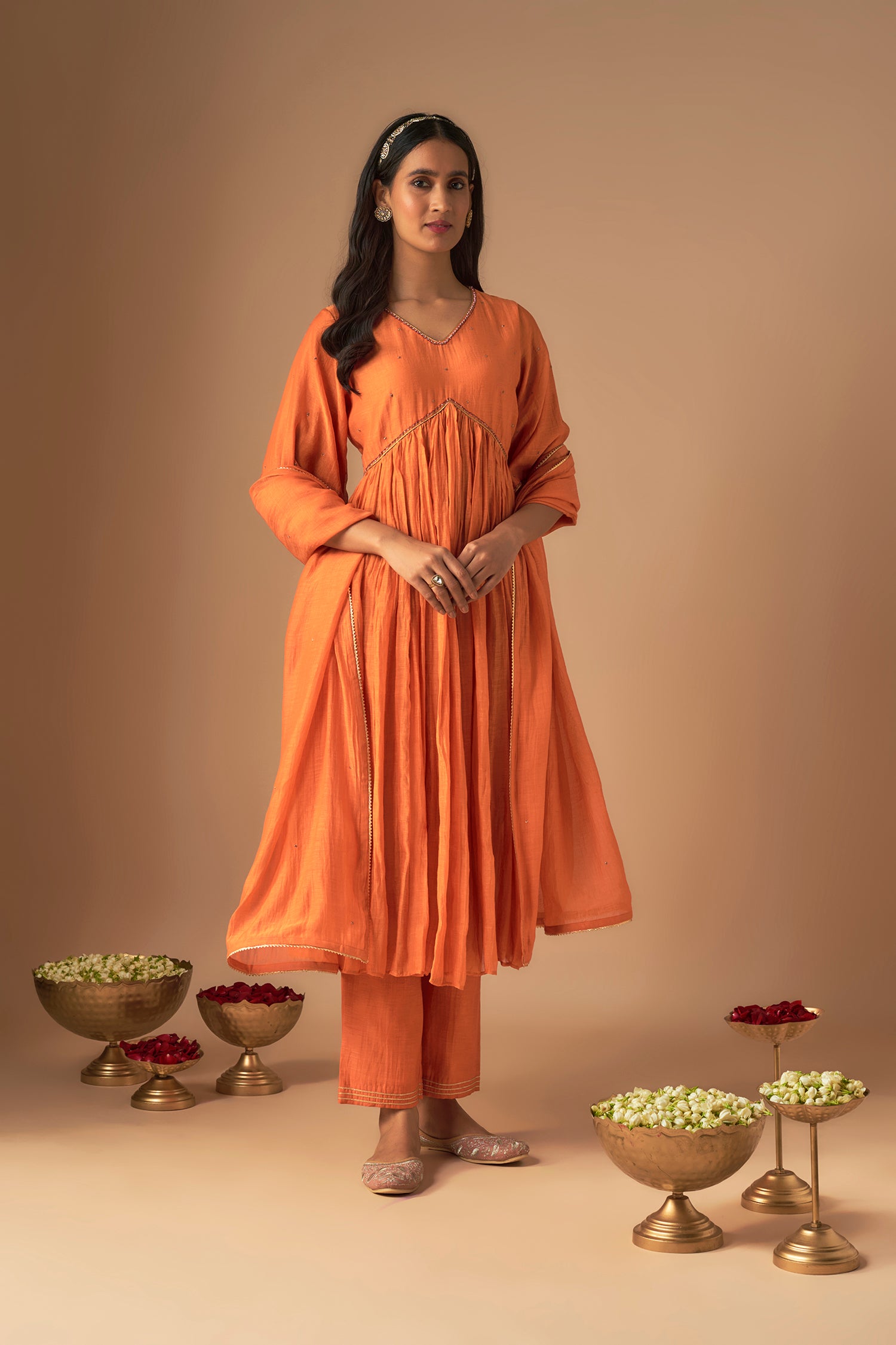 Leher Kediyu Anarkali Set