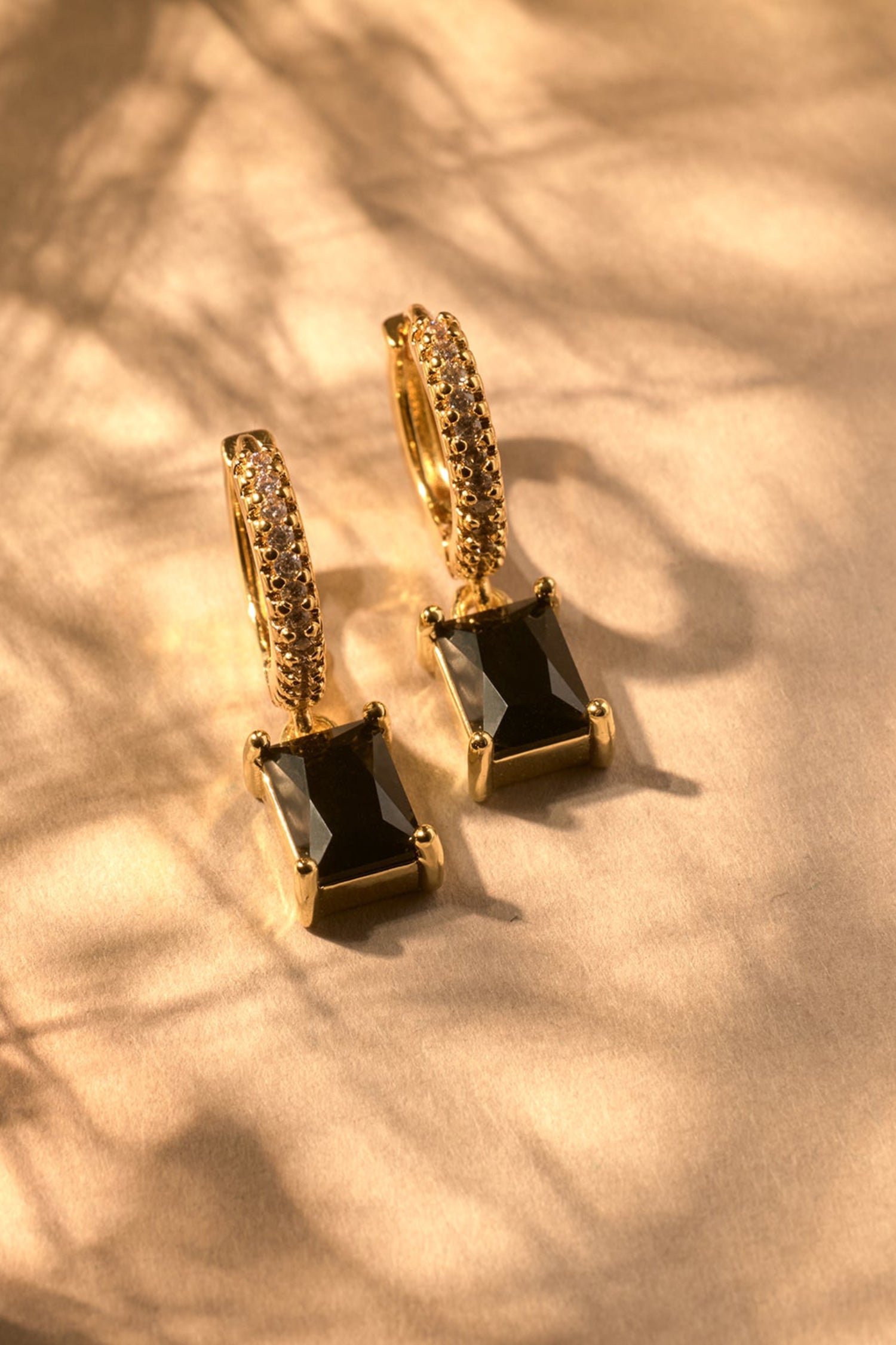 Crystalline Huggies - Black