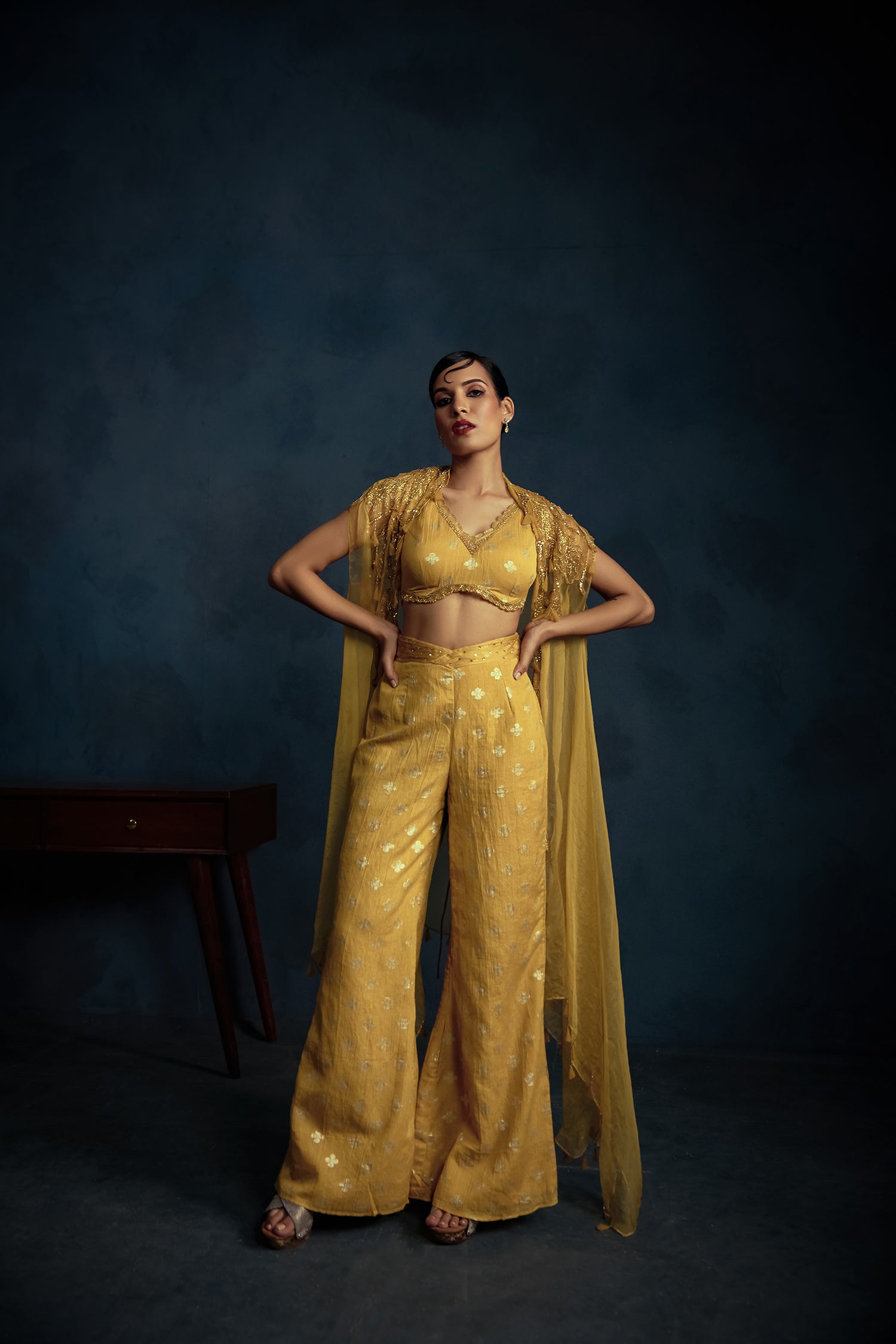 Ambre Co-ord set with cape