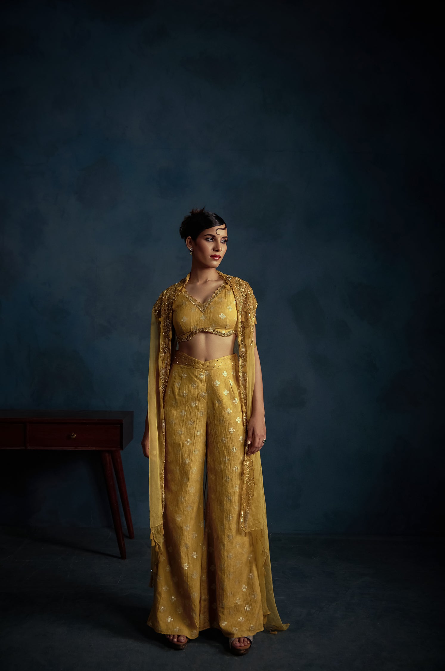 Ambre Co-ord set with cape