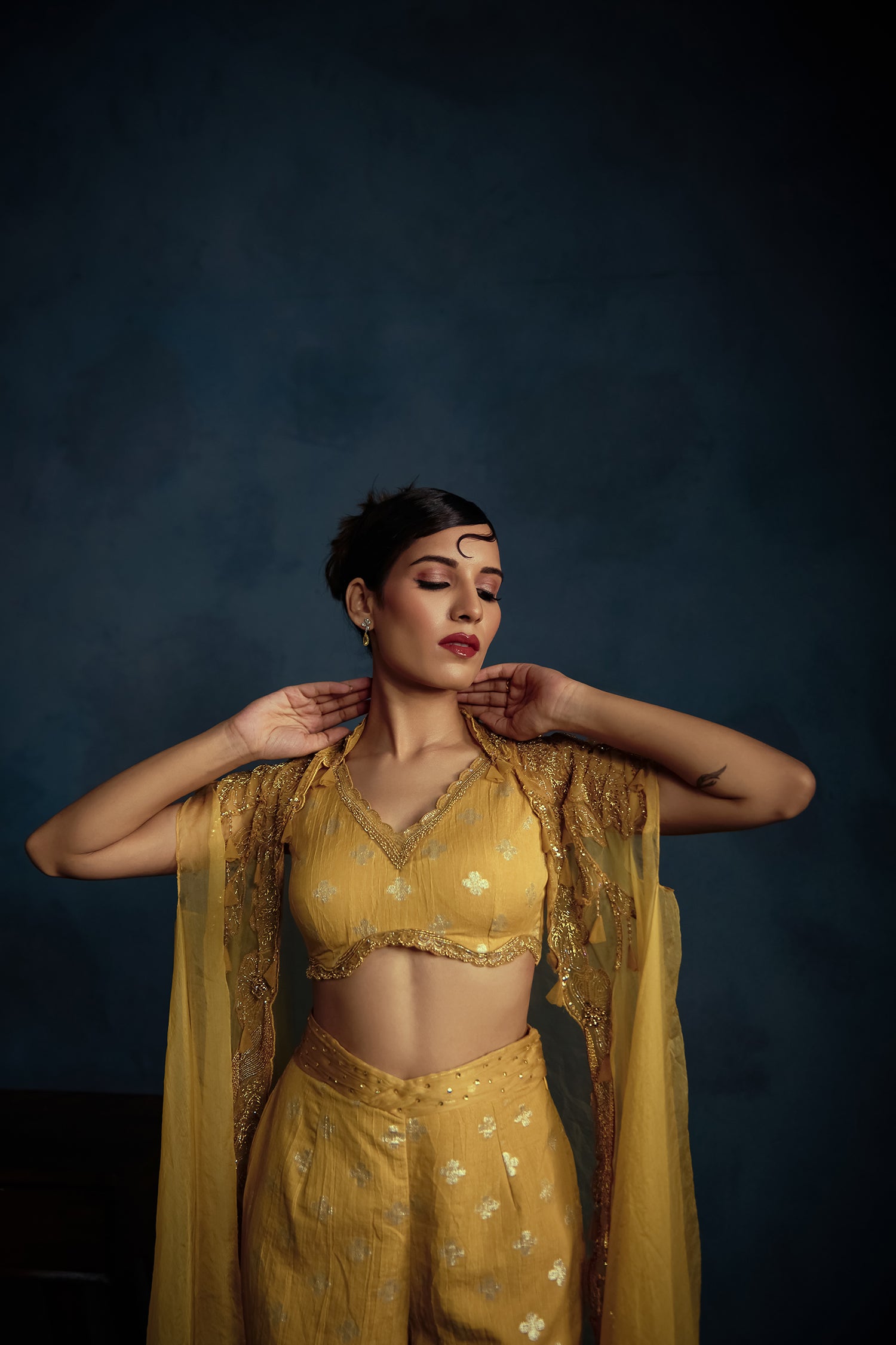 Ambre Co-ord set with cape