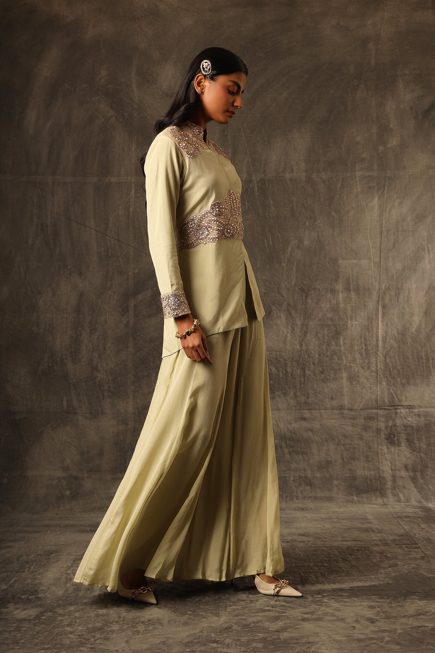 Gisela Kurti With Plazzo Pants