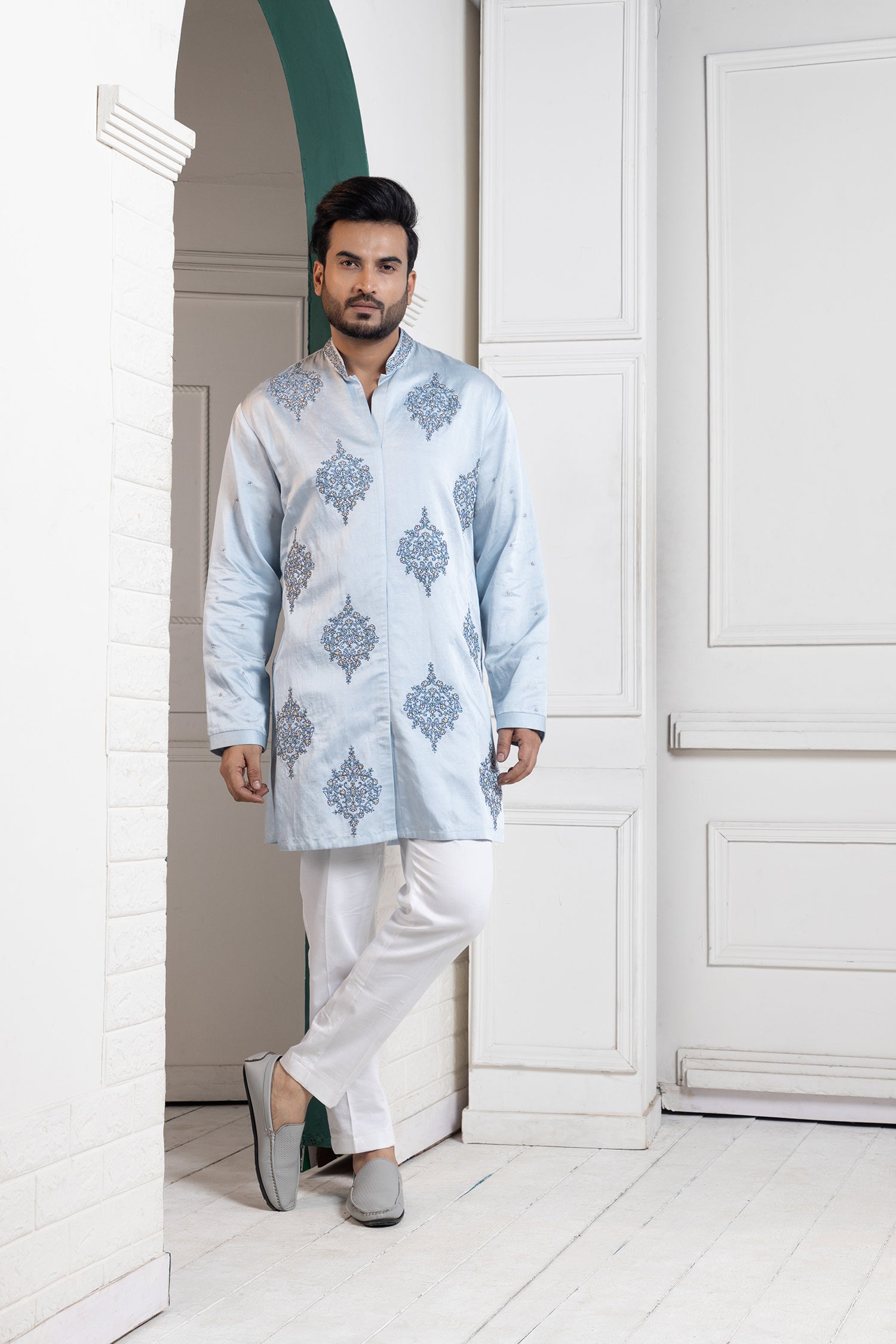 Regal Sky Blue Embroidered Men'S Kurta Set