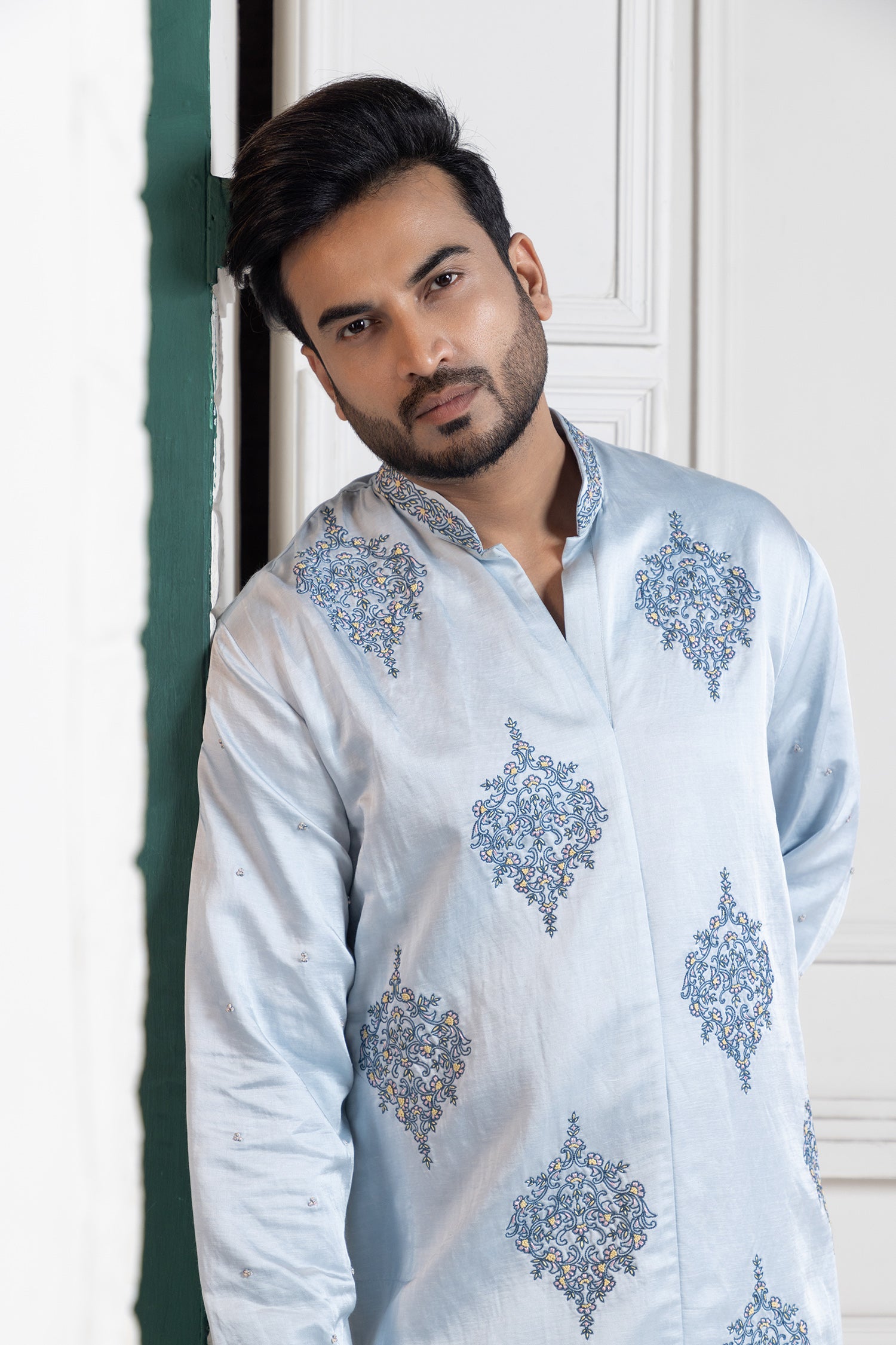 Regal Sky Blue Embroidered Men'S Kurta Set