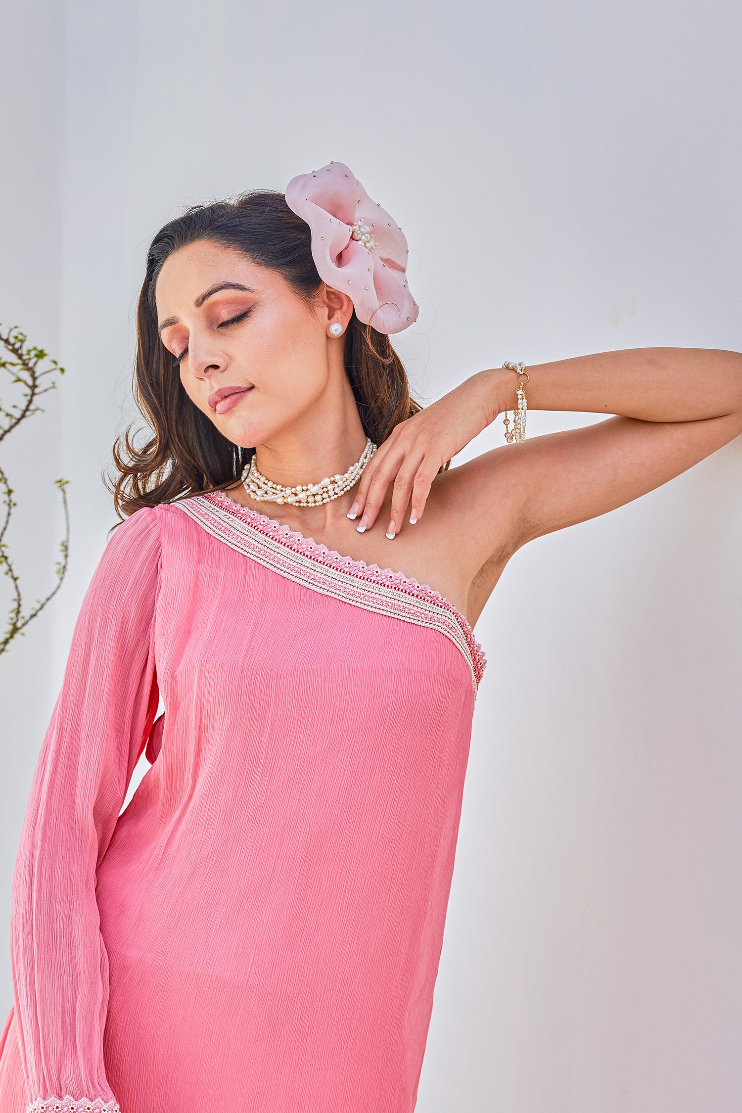 Khel Nayna Pink Set